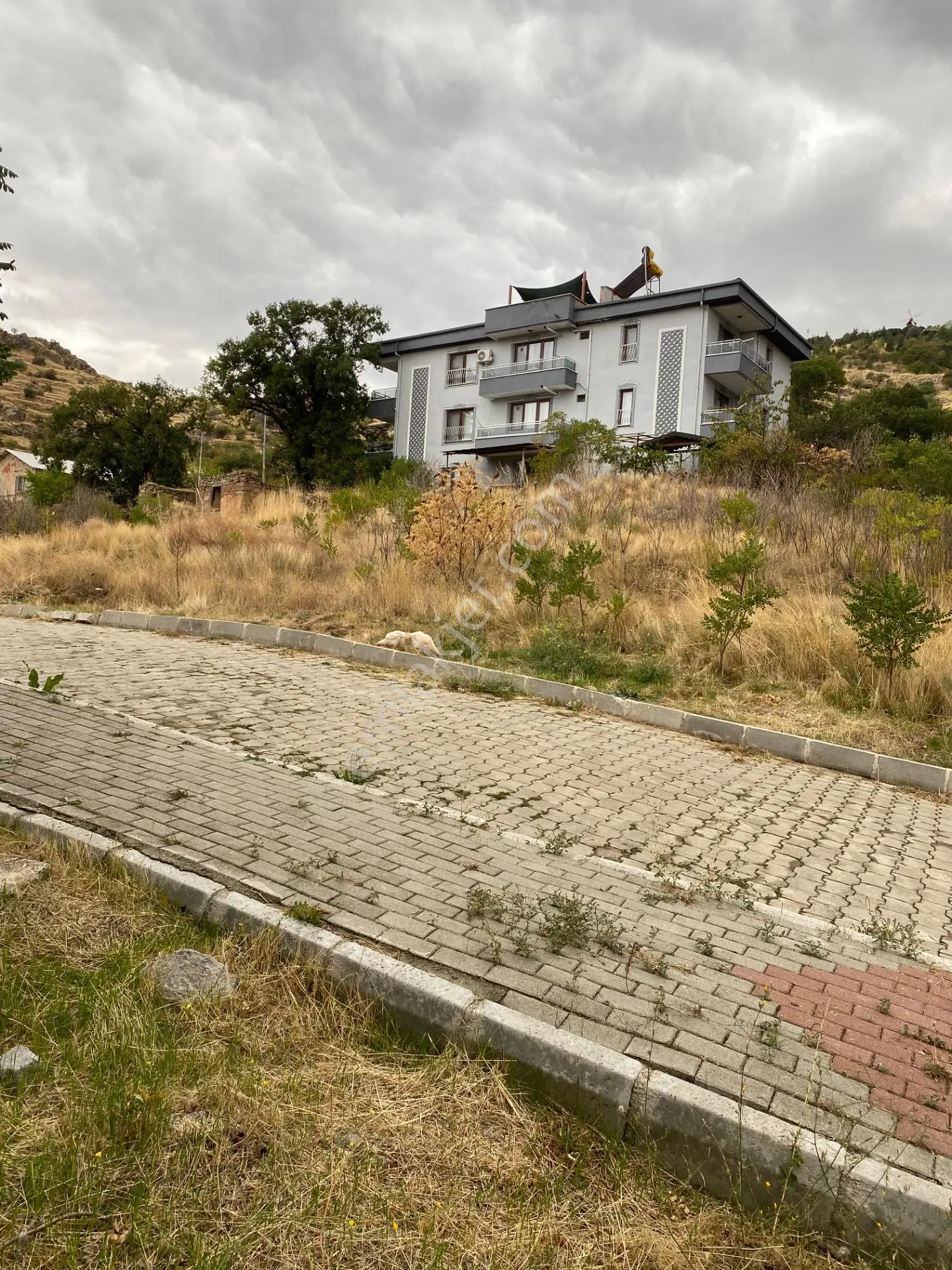 Uydukent Emlaktan Satılık 544m2 Arsa Hamidiye Mah. — fotoğraf 8