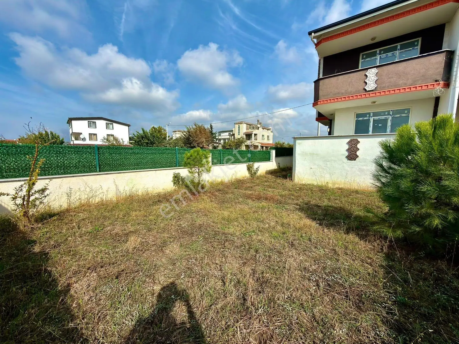 Kartallar-220m² İçerisinde Büyük Bahçeli E5e Yakın Fırsat Yazlık — fotoğraf 5