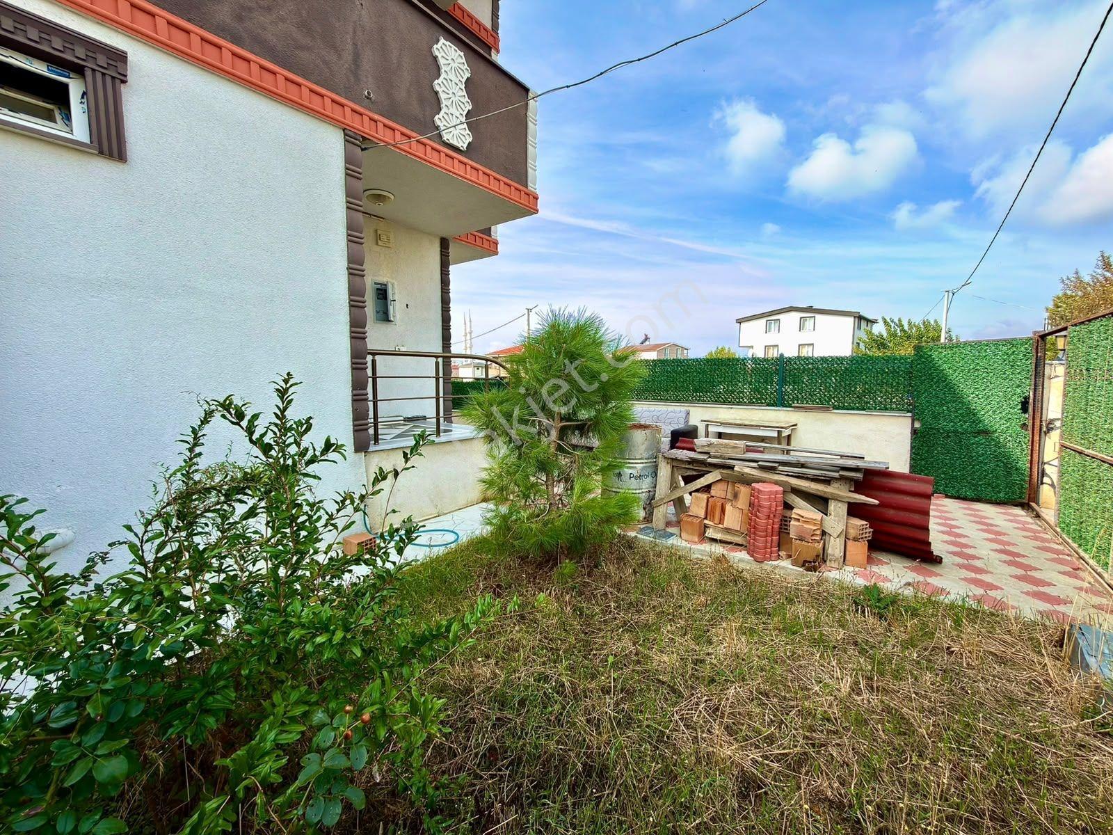Kartallar-220m² İçerisinde Büyük Bahçeli E5e Yakın Fırsat Yazlık — fotoğraf 10