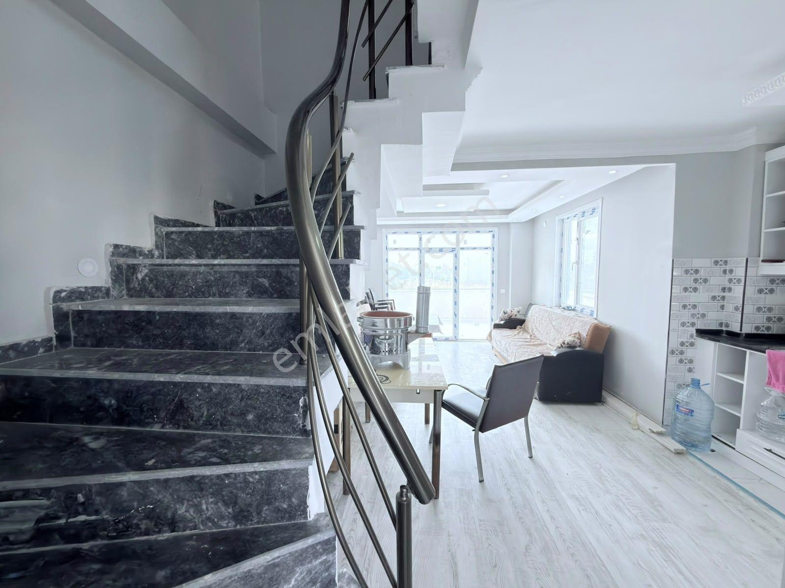 Kartallar-220m² İçerisinde Büyük Bahçeli E5e Yakın Fırsat Yazlık — fotoğraf 14