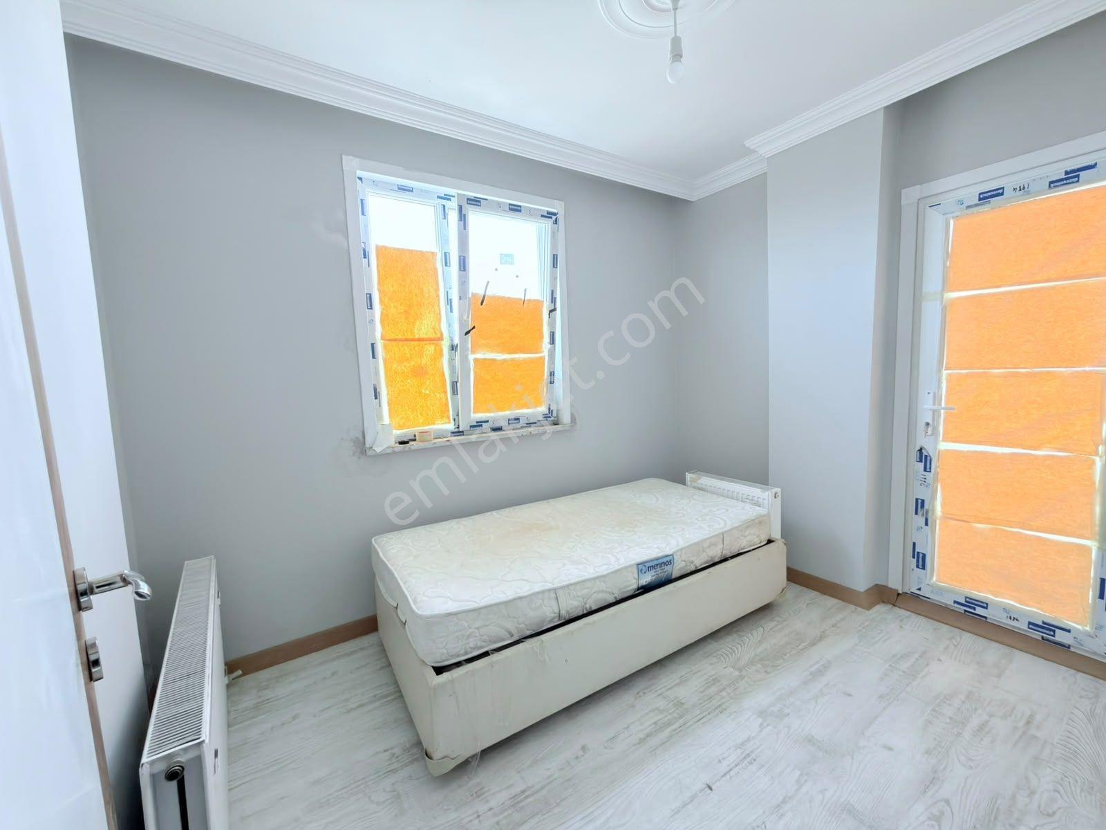 Kartallar-220m² İçerisinde Büyük Bahçeli E5e Yakın Fırsat Yazlık — fotoğraf 19