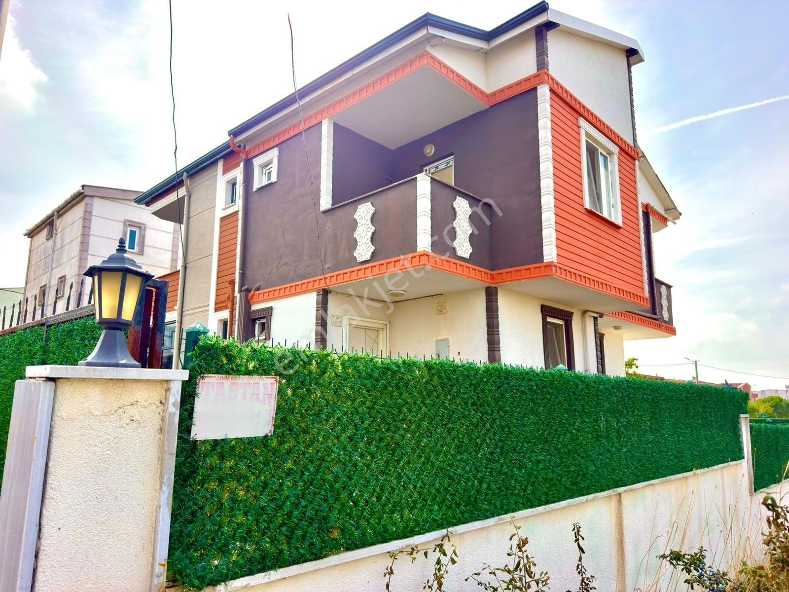 Kartallar-220m² İçerisinde Büyük Bahçeli E5e Yakın Fırsat Yazlık — fotoğraf 33