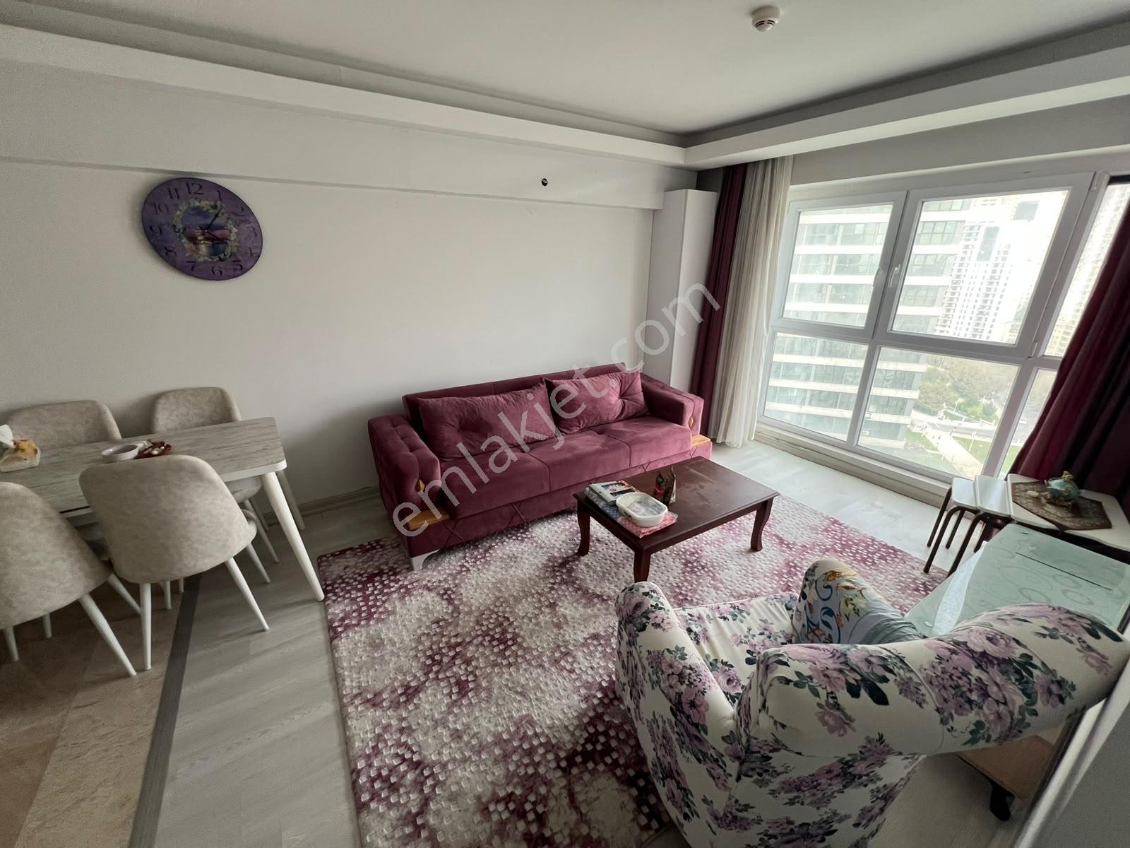 Pegaas'tan Delta Deluxe Sitesinde E5'e Metrobüse Yakın 2+1 Daire — fotoğraf 2