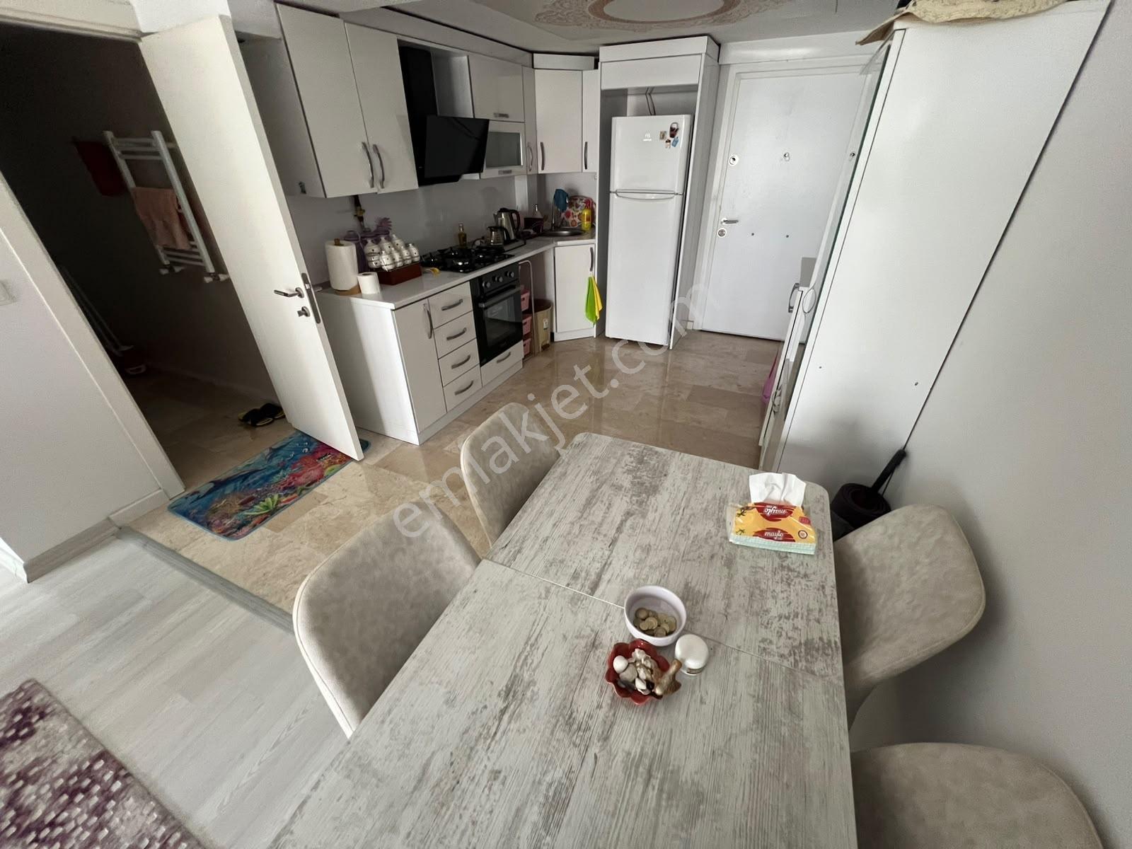 Pegaas'tan Delta Deluxe Sitesinde E5'e Metrobüse Yakın 2+1 Daire — fotoğraf 8