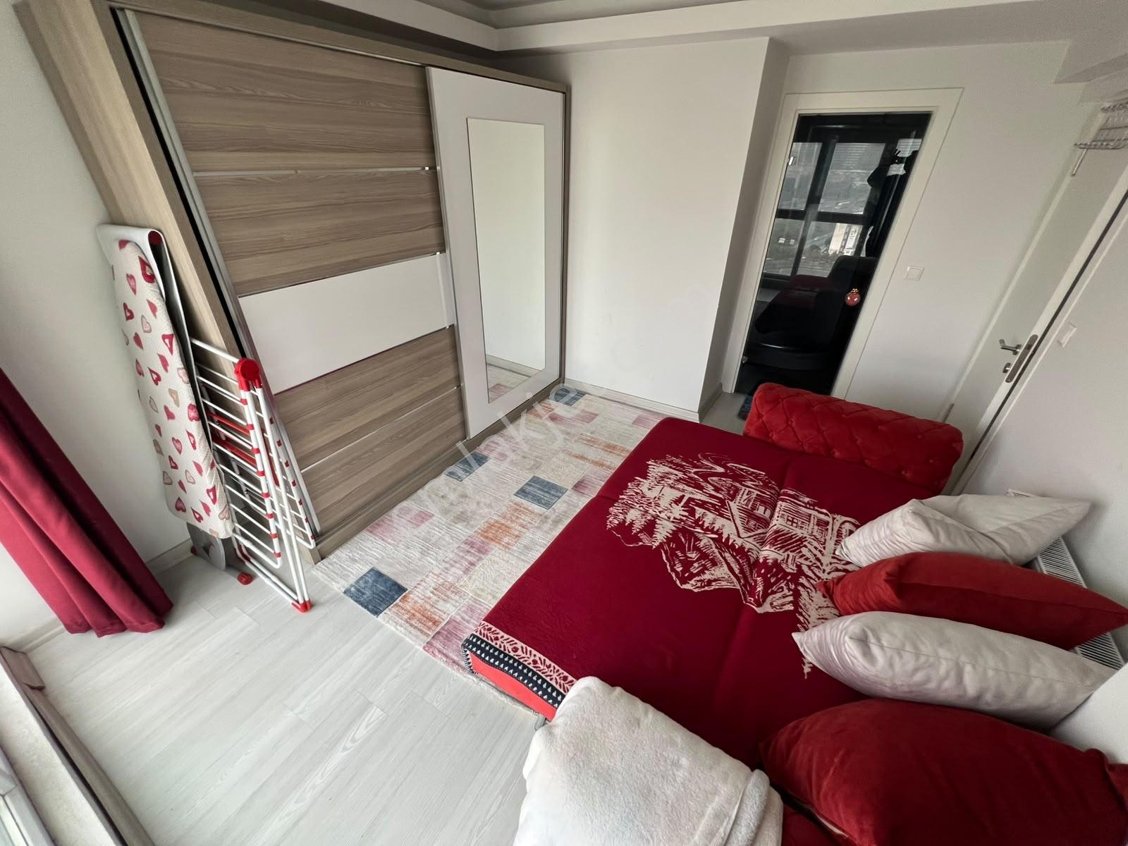 Pegaas'tan Delta Deluxe Sitesinde E5'e Metrobüse Yakın 2+1 Daire — fotoğraf 15
