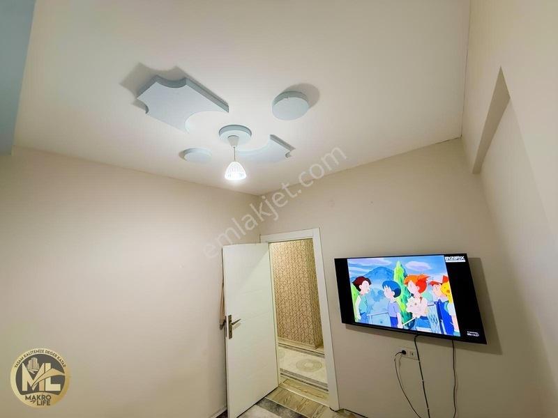 Makro Life Gayrimenkul'den Bagcılarda Satılık 2+0 Daire — fotoğraf 6