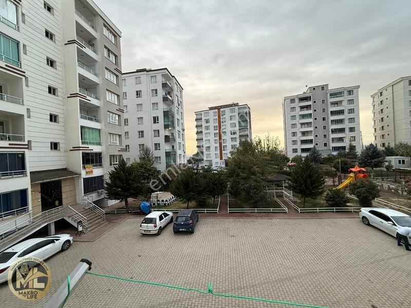 Makro Life Gayrimenkul'den Bagcılarda Satılık 2+0 Daire — fotoğraf 9