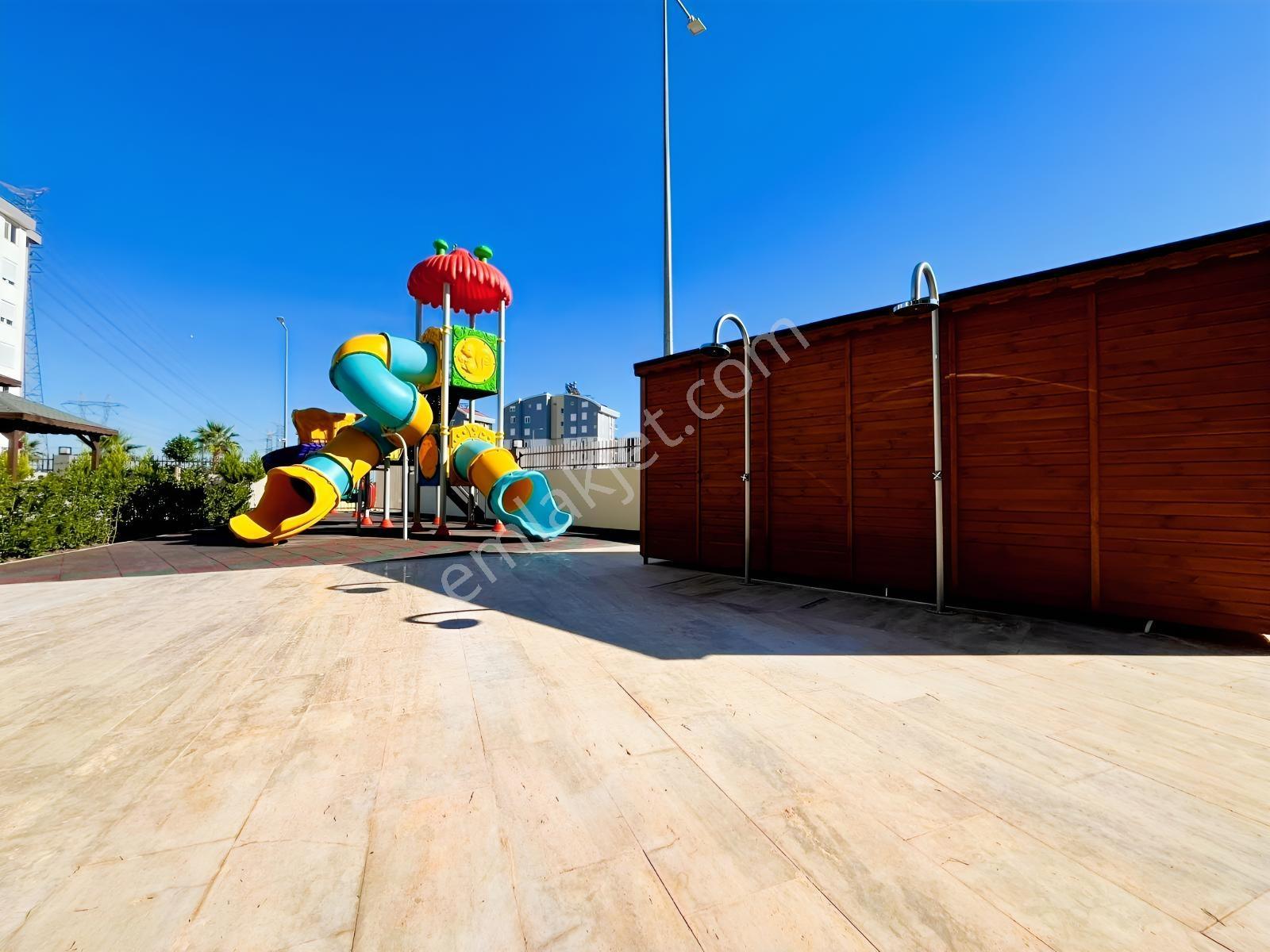 Havuzlu Site'de 2+1 100 M² Ebevyn Banyolu Giyinme Odalı Daire — fotoğraf 3