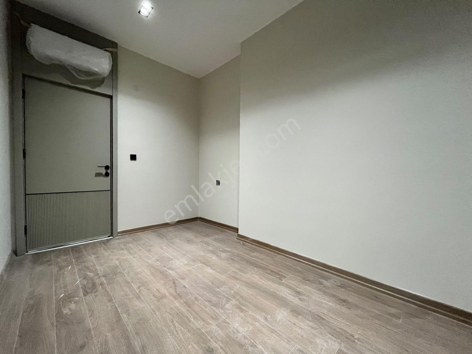 Havuzlu Site'de 2+1 100 M² Ebevyn Banyolu Giyinme Odalı Daire — fotoğraf 9