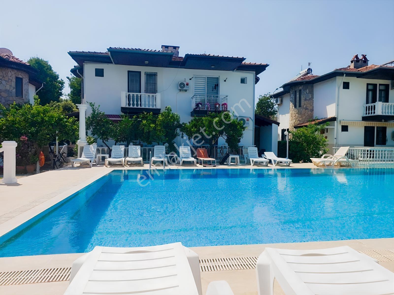 Fethiye Çalış Serinkent Sitesinde Satılık Havuzlu 2+1 Daire