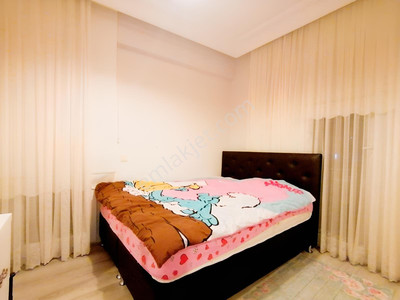 Han Emlak'tan Menderes Mah'de Site İçi Satılık 3+1 Daire — fotoğraf 9