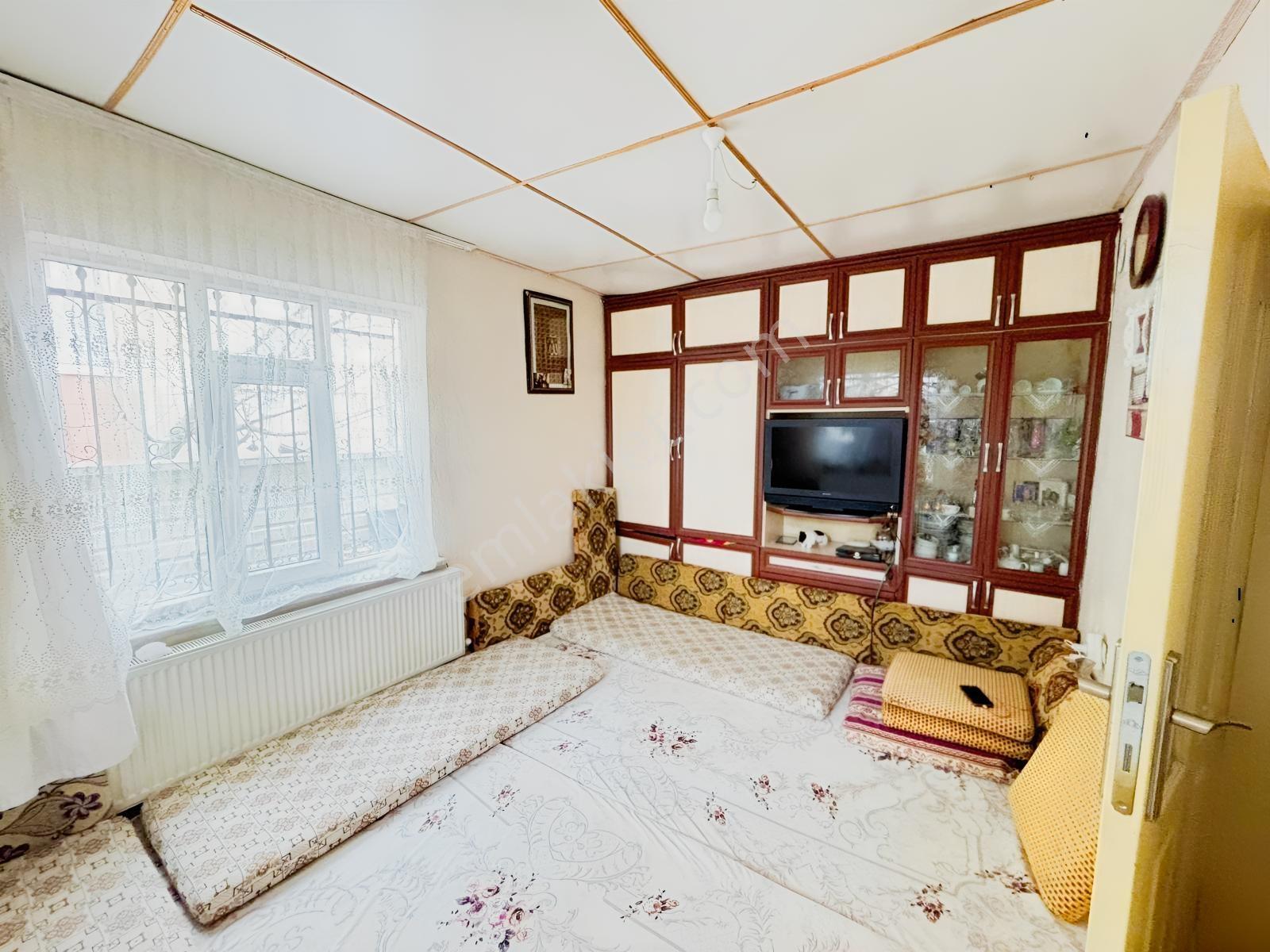 Harmancık'ta Villa Bölgesinde 407 M² Arsa İçinde Müstakil Ev !!! — fotoğraf 3