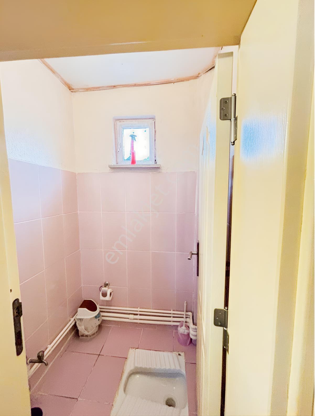 Harmancık'ta Villa Bölgesinde 407 M² Arsa İçinde Müstakil Ev !!! — fotoğraf 10