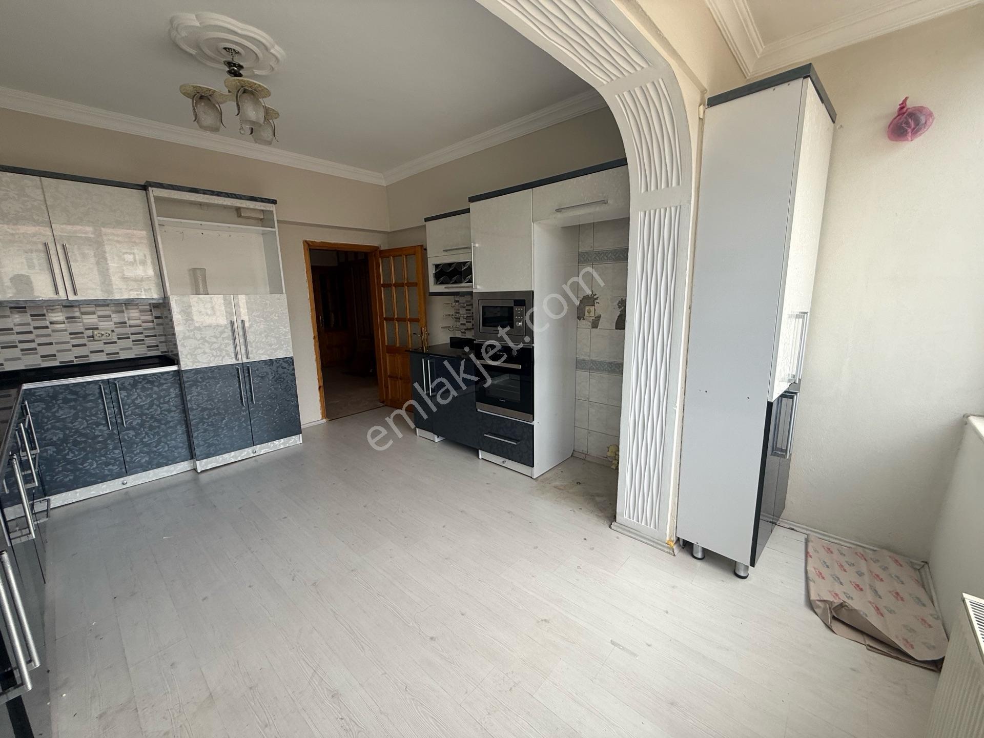 Malatya Şifa Mahallesi 3+1 Geniş Balkonlu Satılık Daire — fotoğraf 14