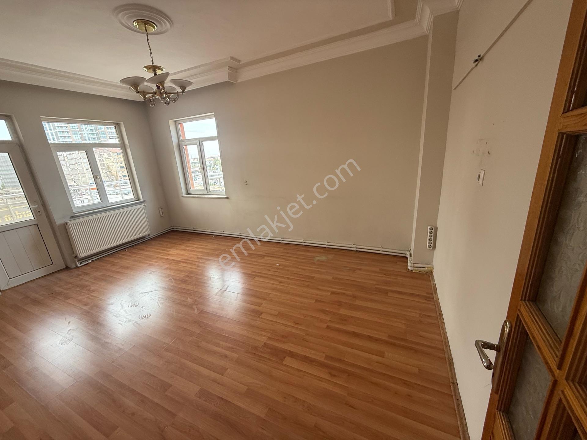 Malatya Şifa Mahallesi 3+1 Geniş Balkonlu Satılık Daire — fotoğraf 15