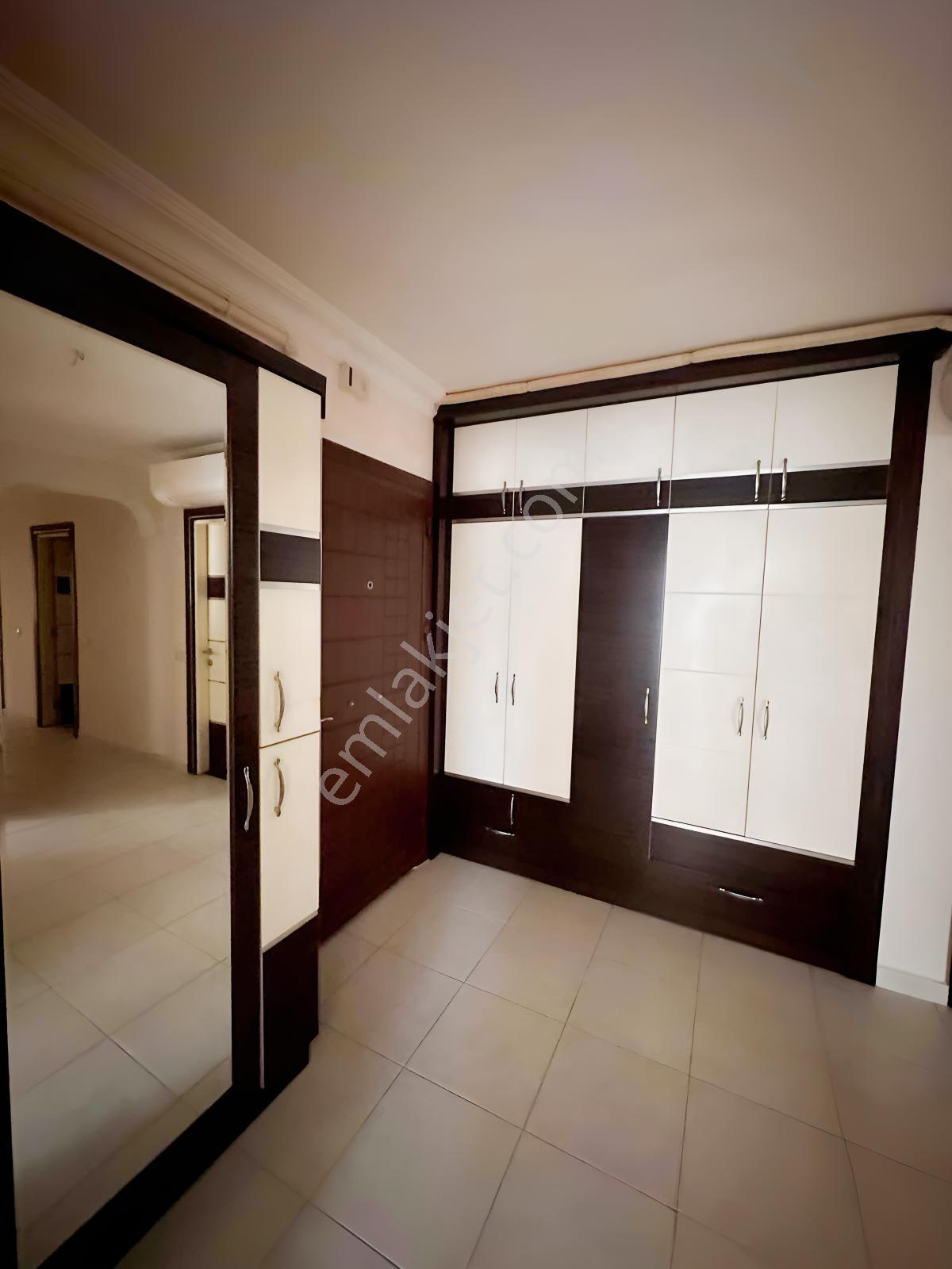 Meydankavağı Geniş Aydınlık 3 + 1 — fotoğraf 3