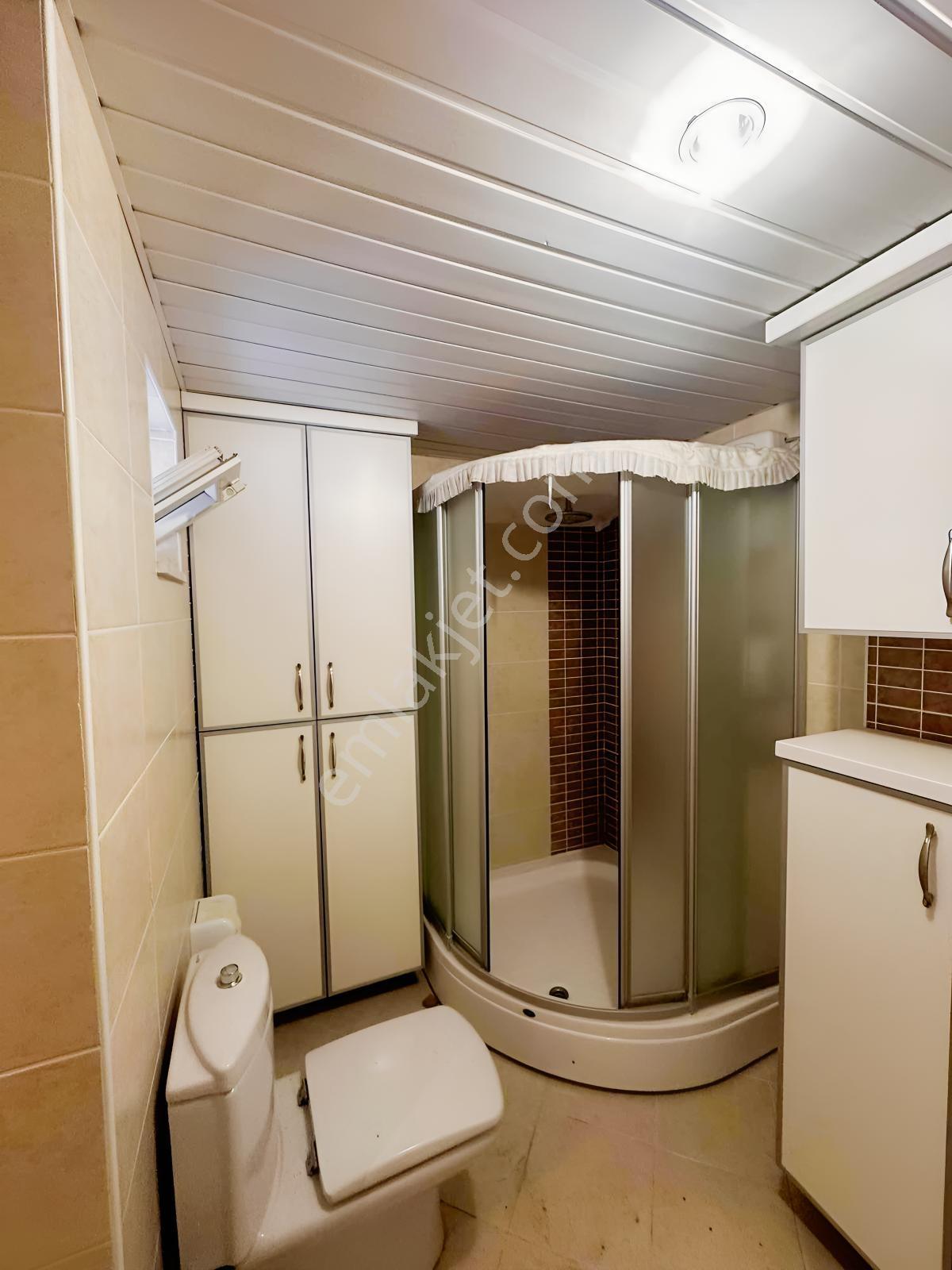 Meydankavağı Geniş Aydınlık 3 + 1 — fotoğraf 22