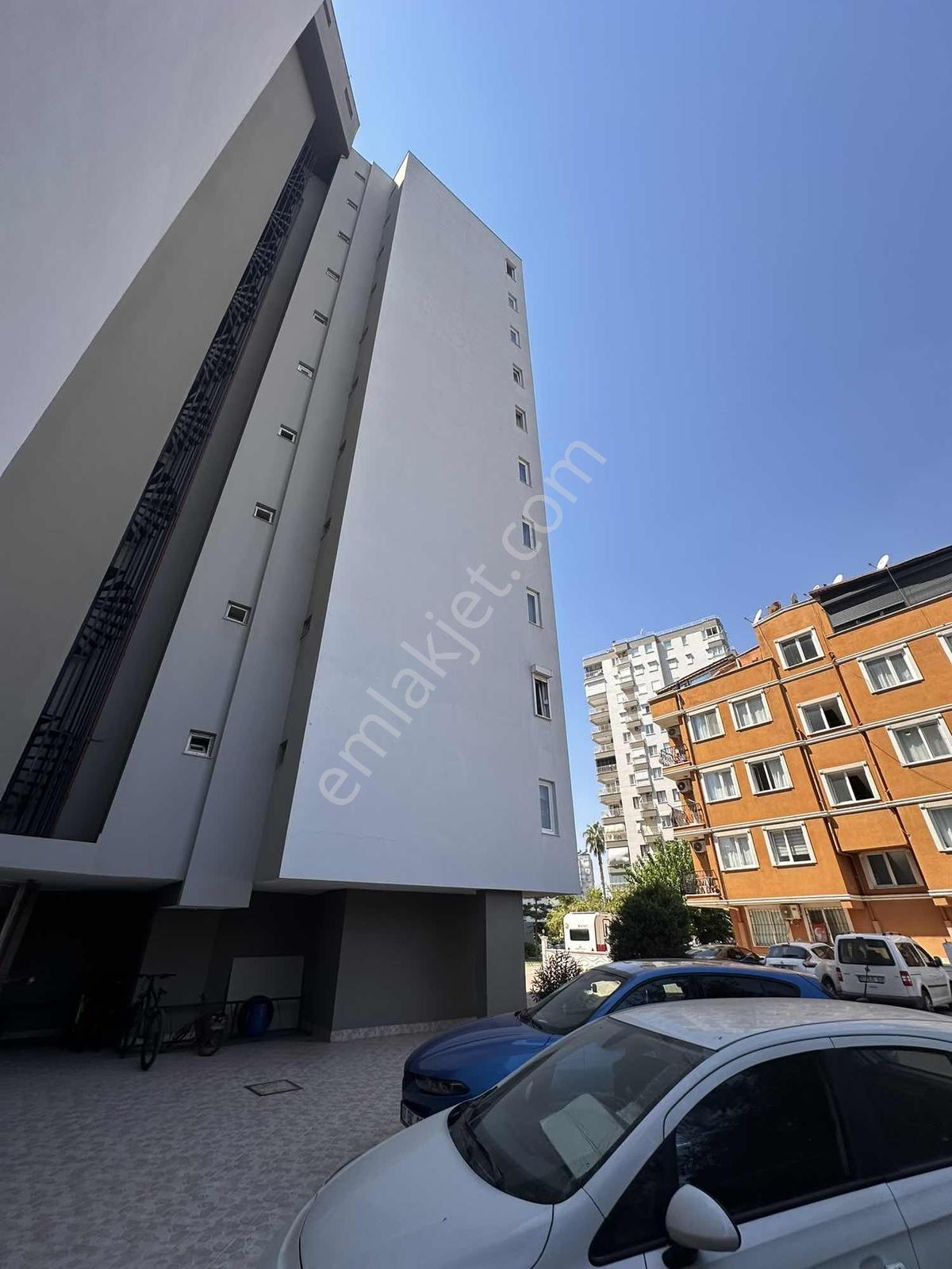 Meydankavağı Geniş Aydınlık 3 + 1 — fotoğraf 28