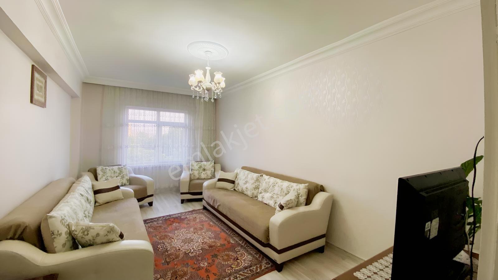 Ümit Emlak|eski Devlet Hastanesi Altı 3+1 Ara Kat 165m2 — fotoğraf 5