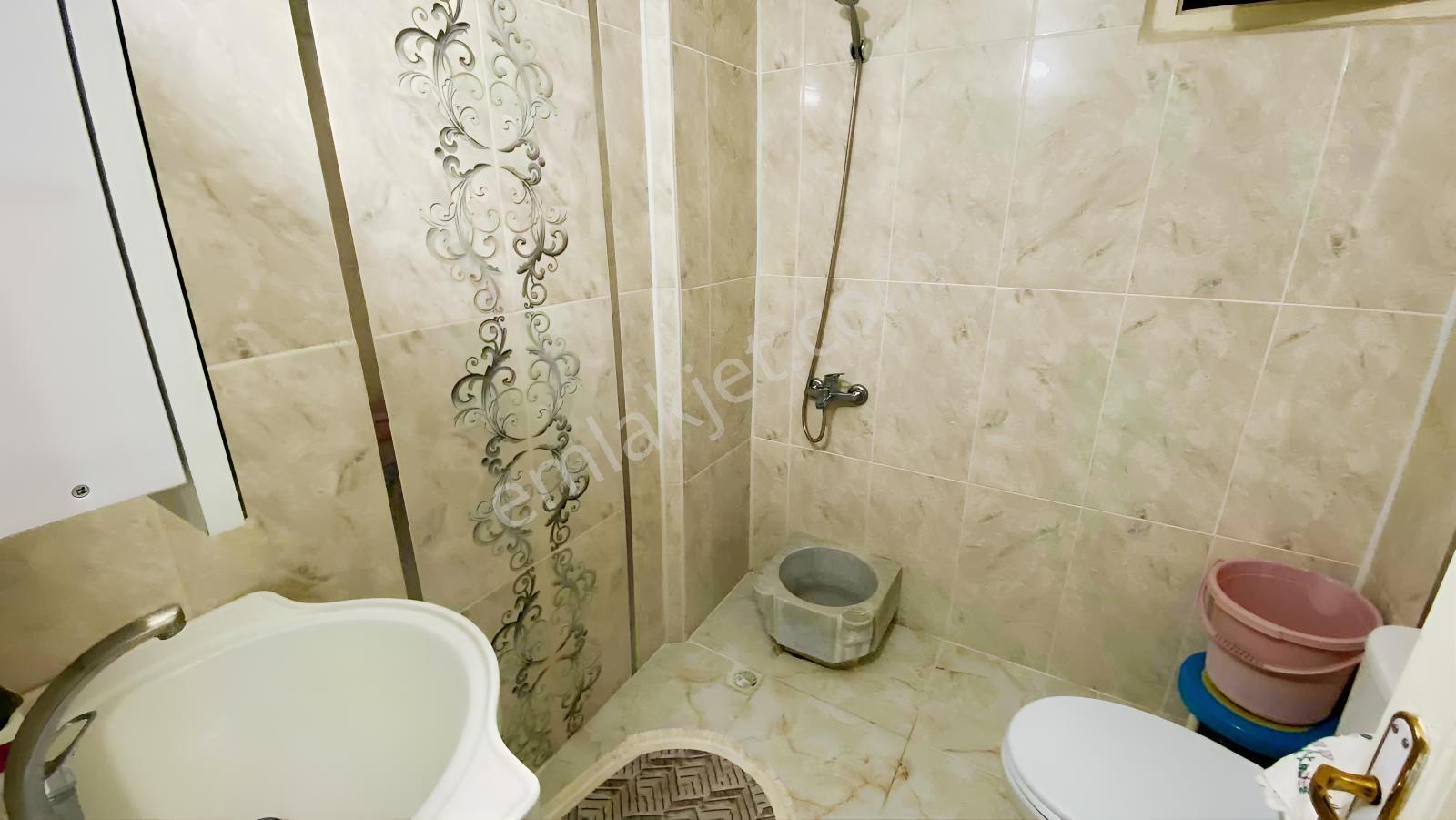 Ümit Emlak|eski Devlet Hastanesi Altı 3+1 Ara Kat 165m2 — fotoğraf 15