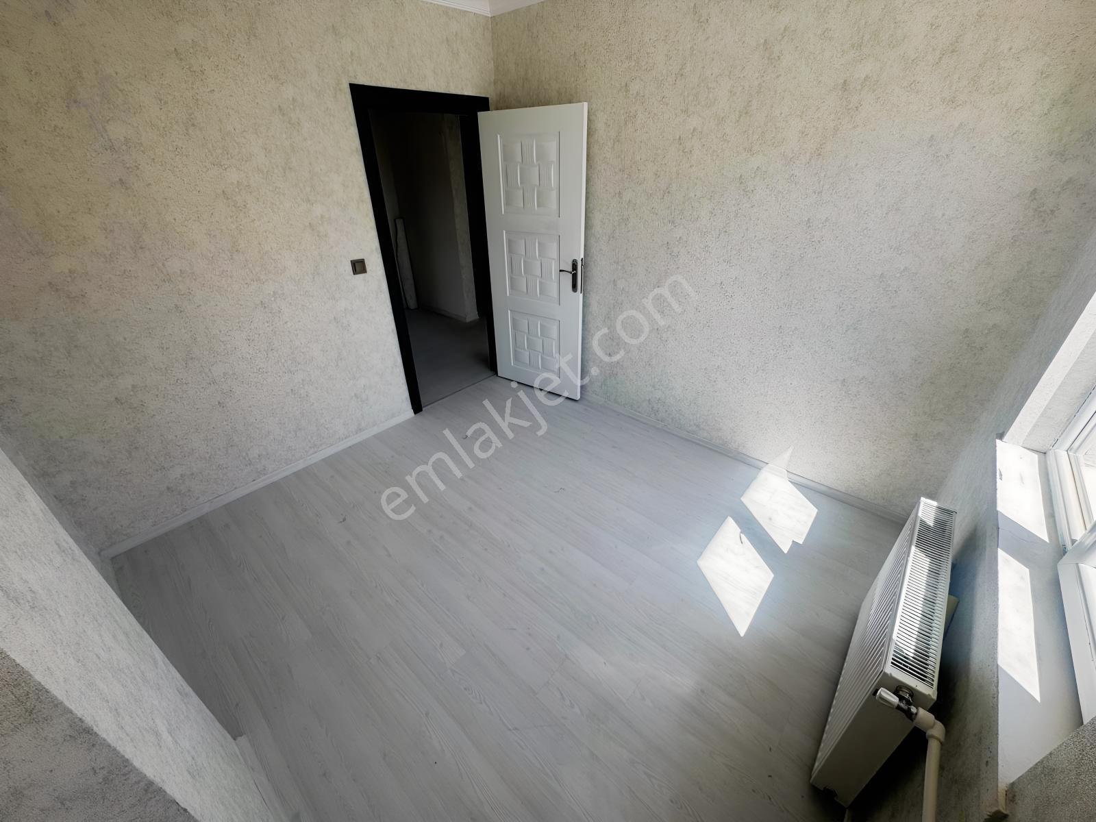 Malazgirt Mah. 3+1 Salon Bağımsız Ara Katta Ön Cephe Daire — fotoğraf 10