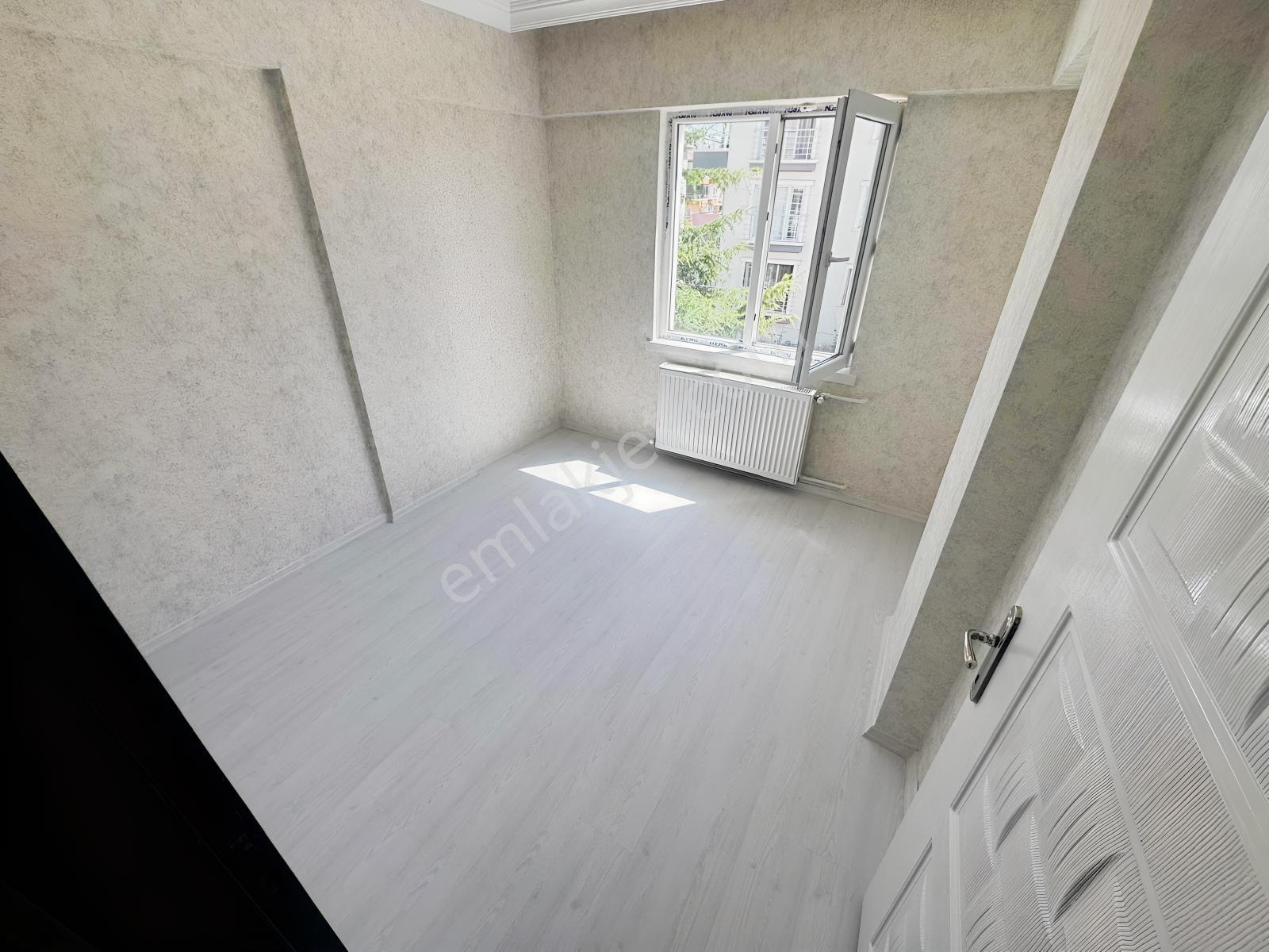 Malazgirt Mah. 3+1 Salon Bağımsız Ara Katta Ön Cephe Daire — fotoğraf 13