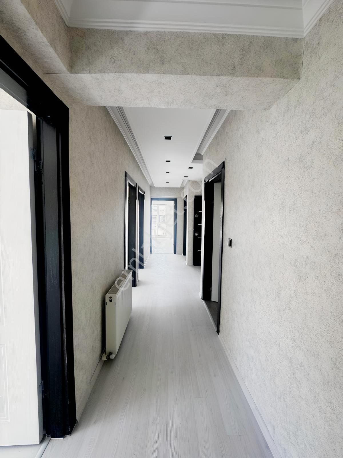 Malazgirt Mah. 3+1 Salon Bağımsız Ara Katta Ön Cephe Daire — fotoğraf 15