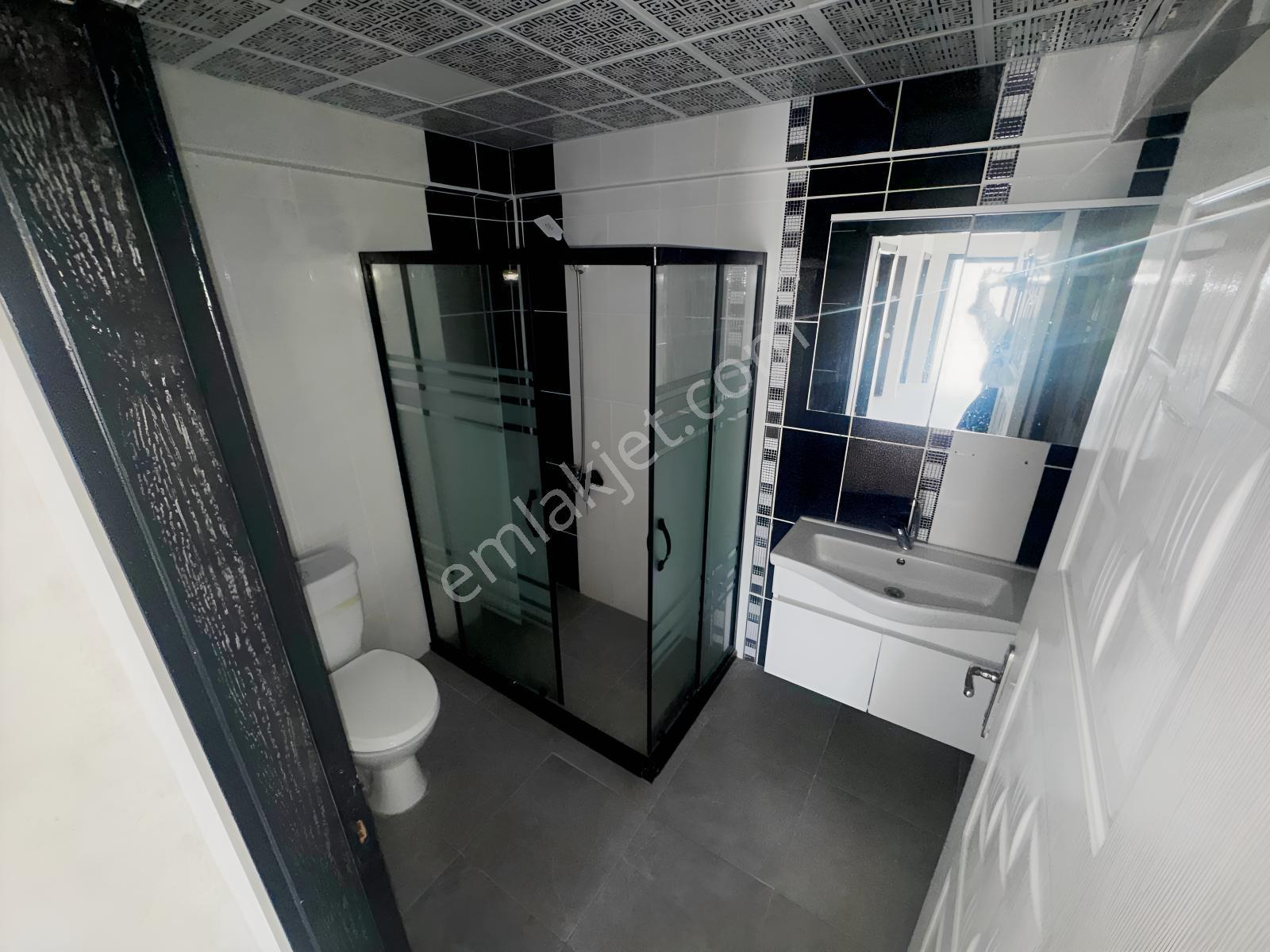 Malazgirt Mah. 3+1 Salon Bağımsız Ara Katta Ön Cephe Daire — fotoğraf 17