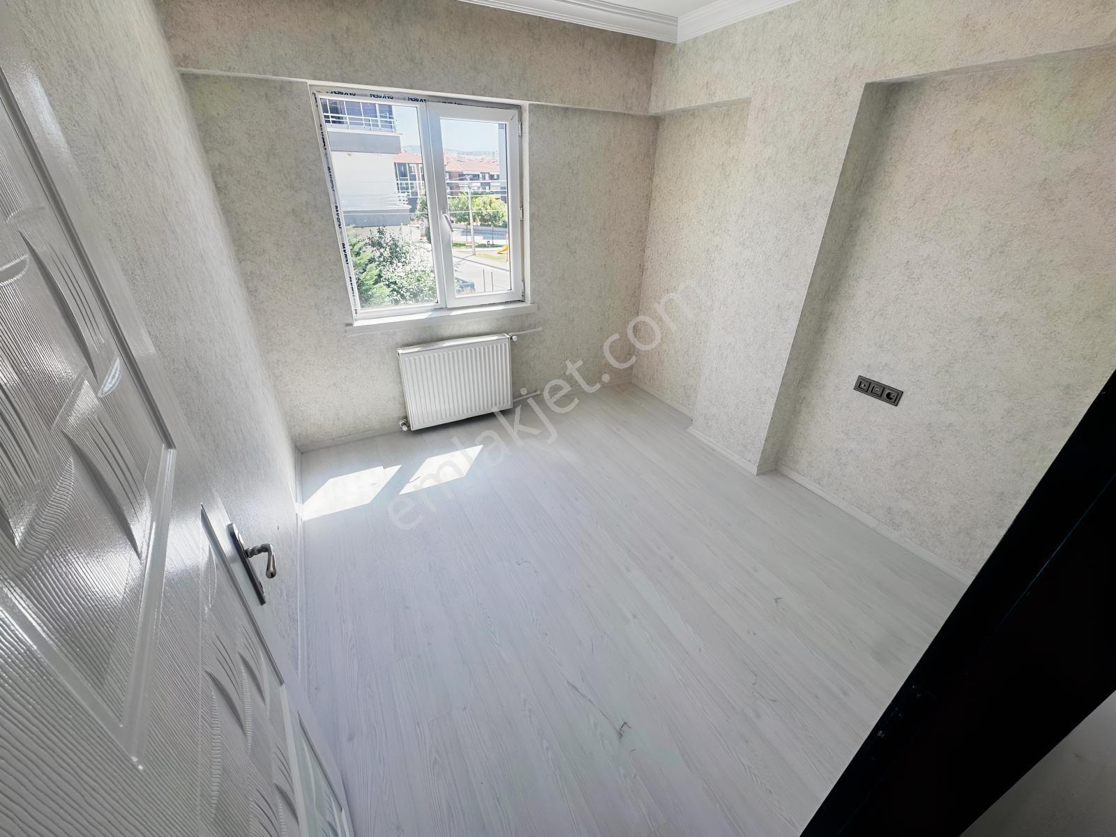 Malazgirt Mah. 3+1 Salon Bağımsız Ara Katta Ön Cephe Daire — fotoğraf 31