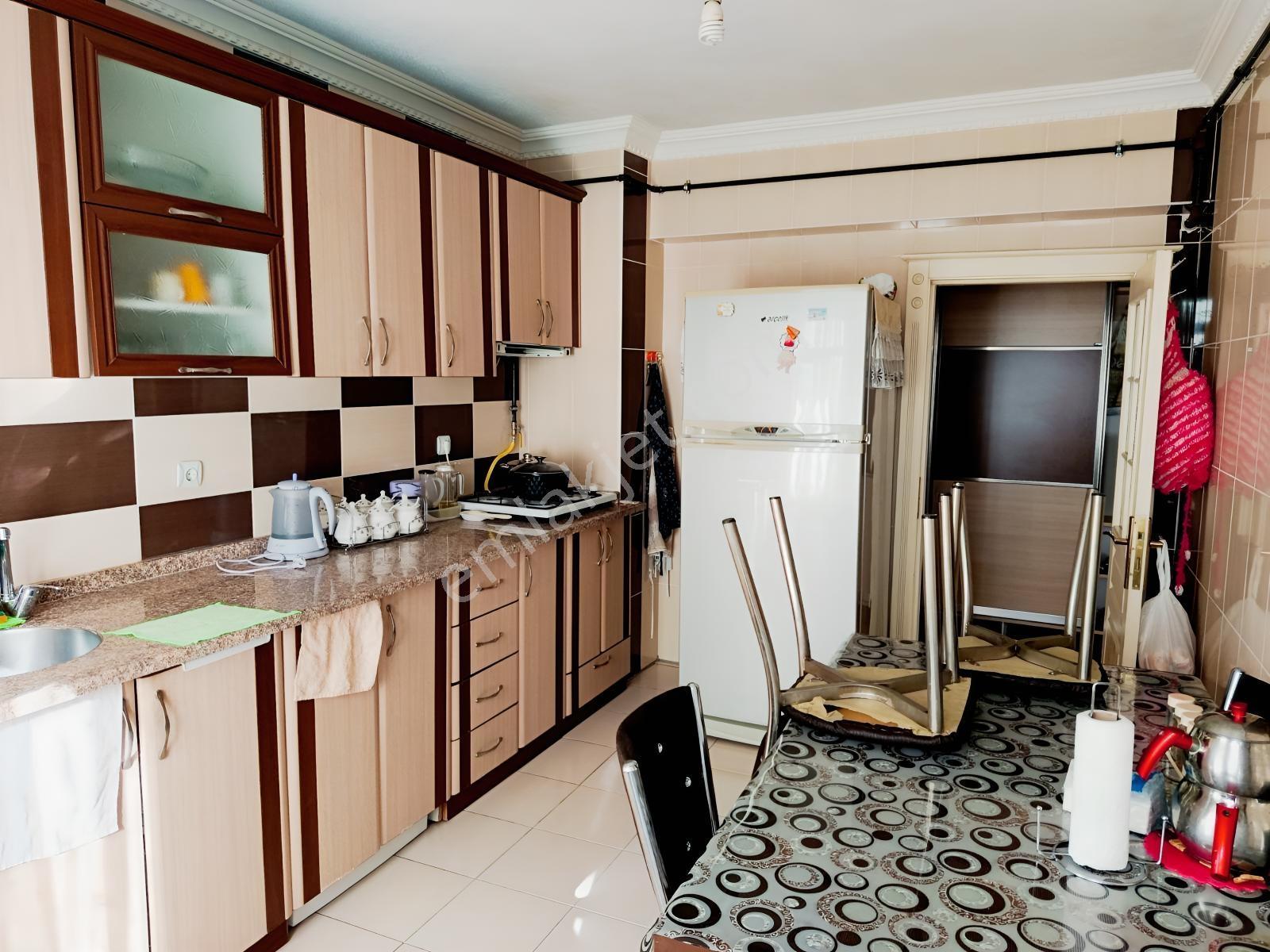 Yenicede Güney Cepheli Giriş Üstü 3+1 Satılık Daire — fotoğraf 16
