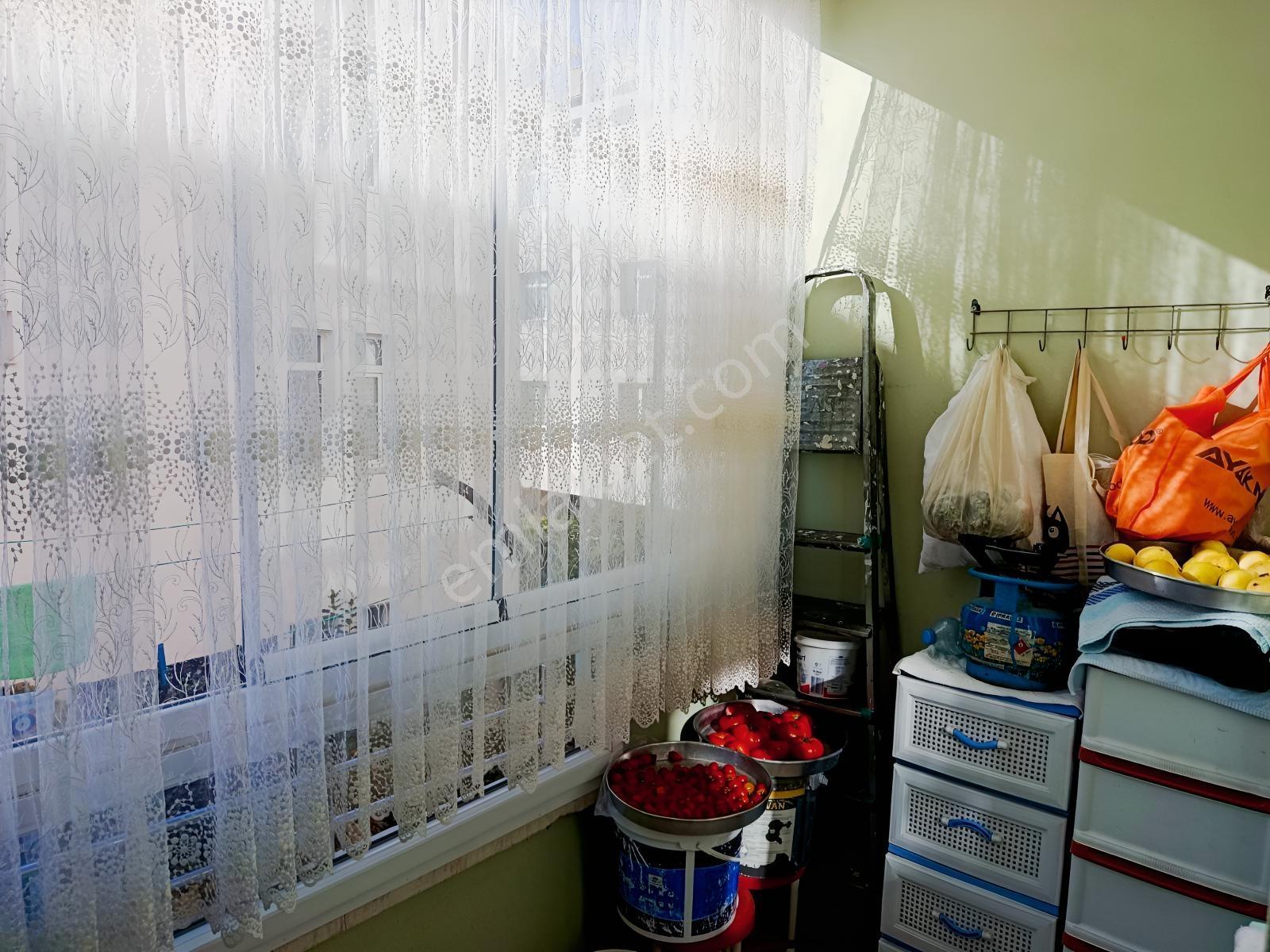 Yenicede Güney Cepheli Giriş Üstü 3+1 Satılık Daire — fotoğraf 17