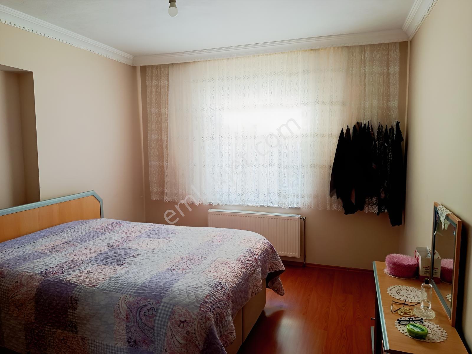 Yenicede Güney Cepheli Giriş Üstü 3+1 Satılık Daire — fotoğraf 30