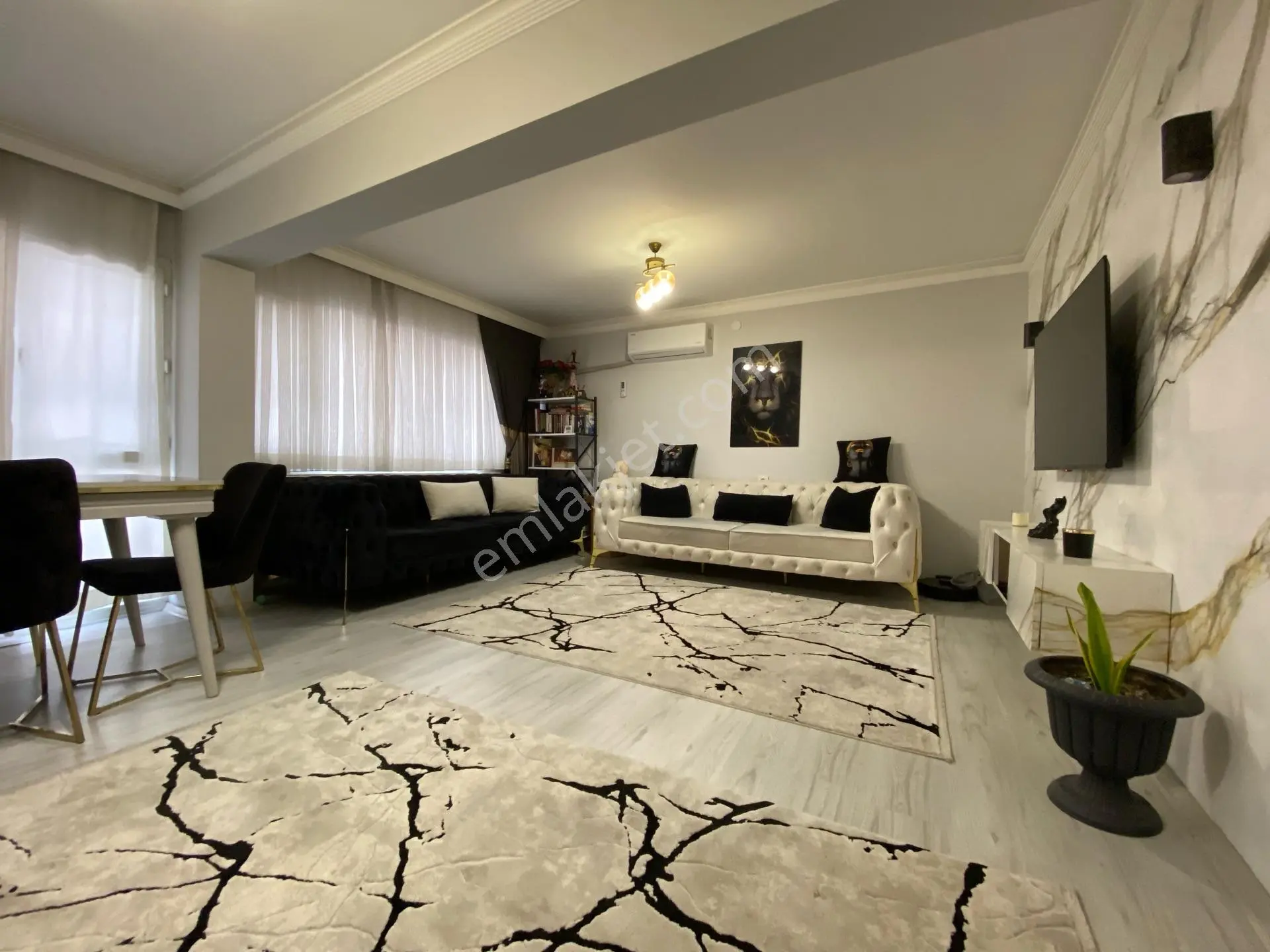 Akalından Geniş 2+1 Metro Yakını Satılık Full Bakımlı Daire — fotoğraf 2