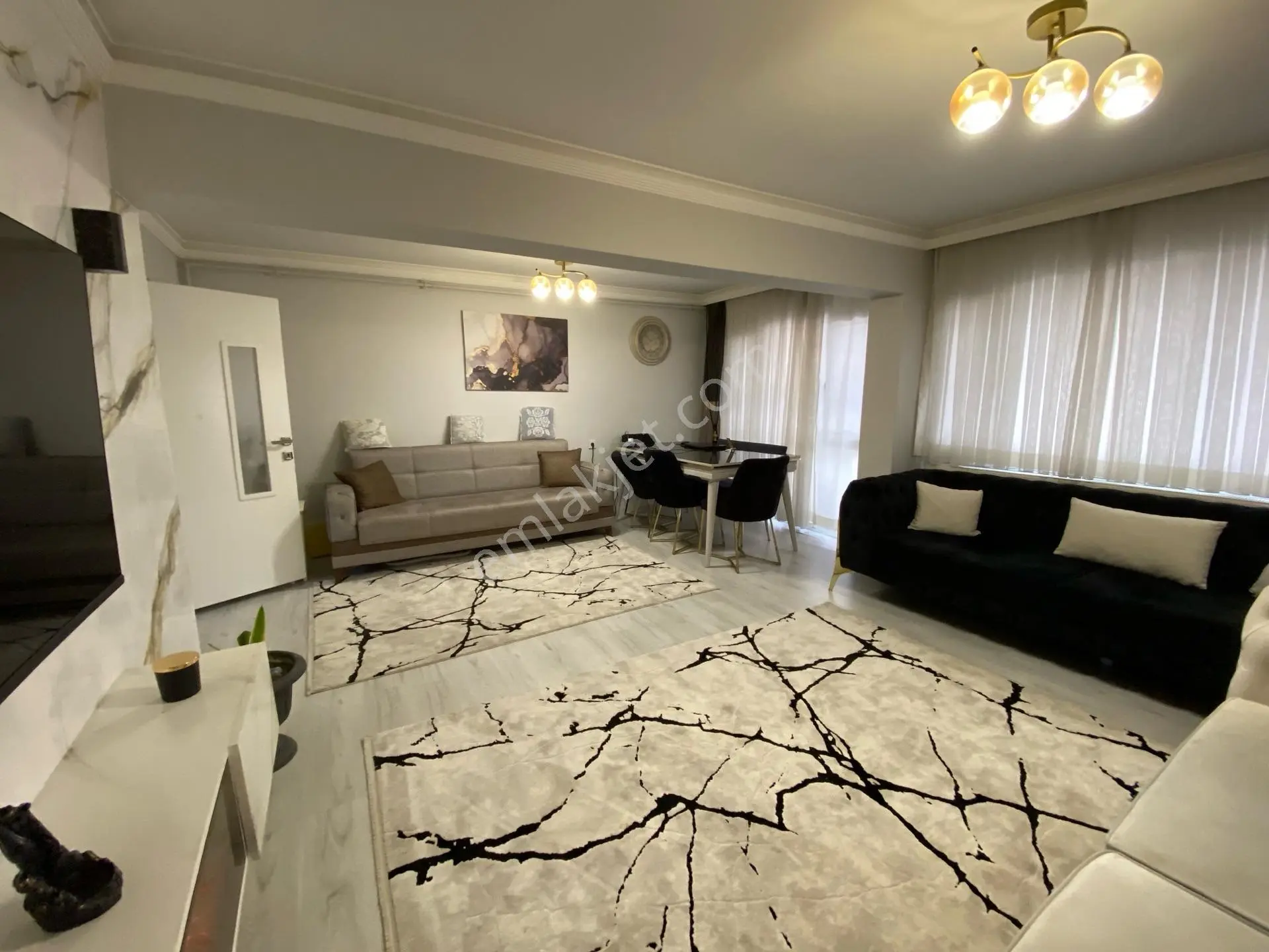 Akalından Geniş 2+1 Metro Yakını Satılık Full Bakımlı Daire — fotoğraf 4