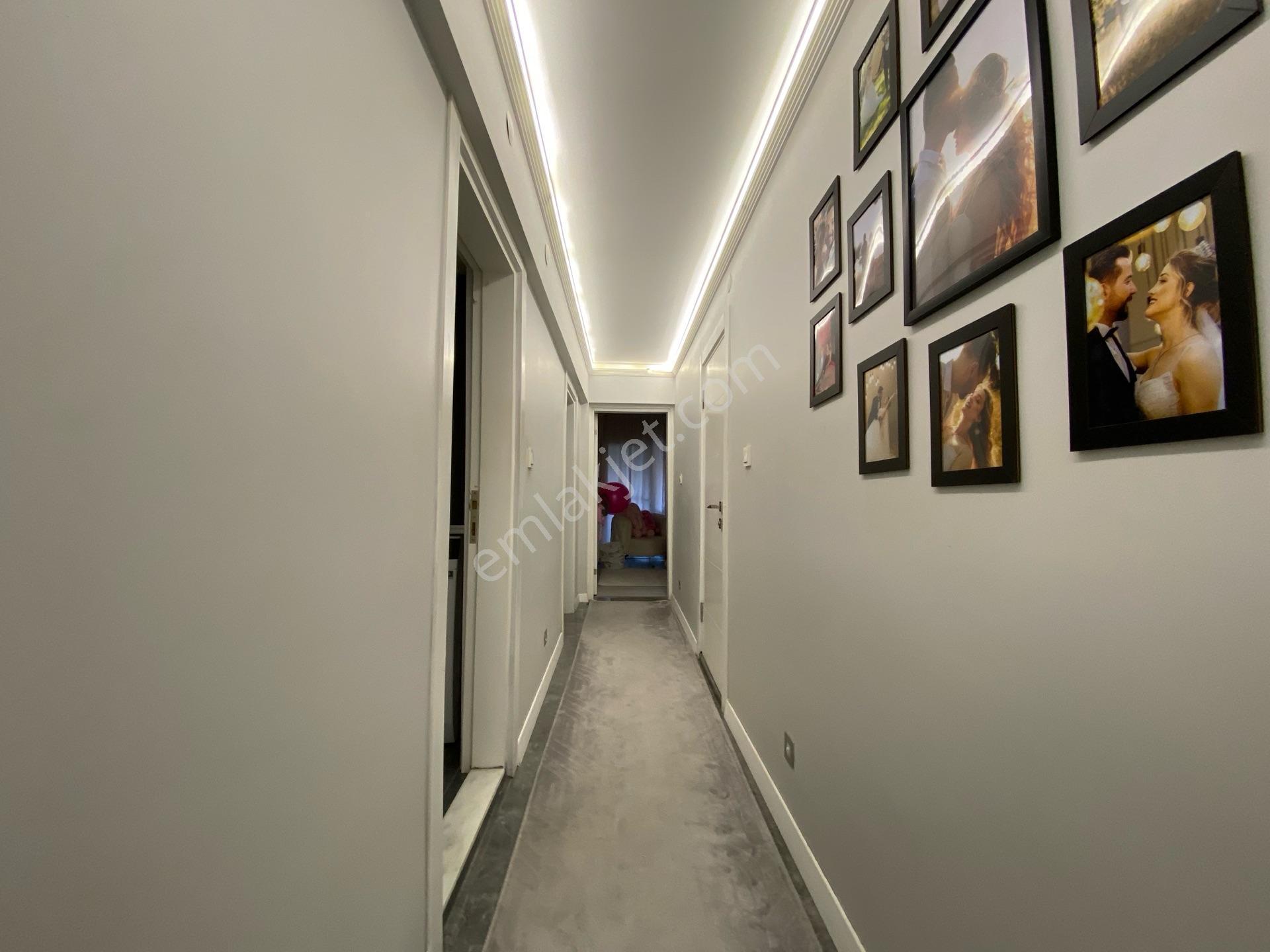Akalından Geniş 2+1 Metro Yakını Satılık Full Bakımlı Daire — fotoğraf 12