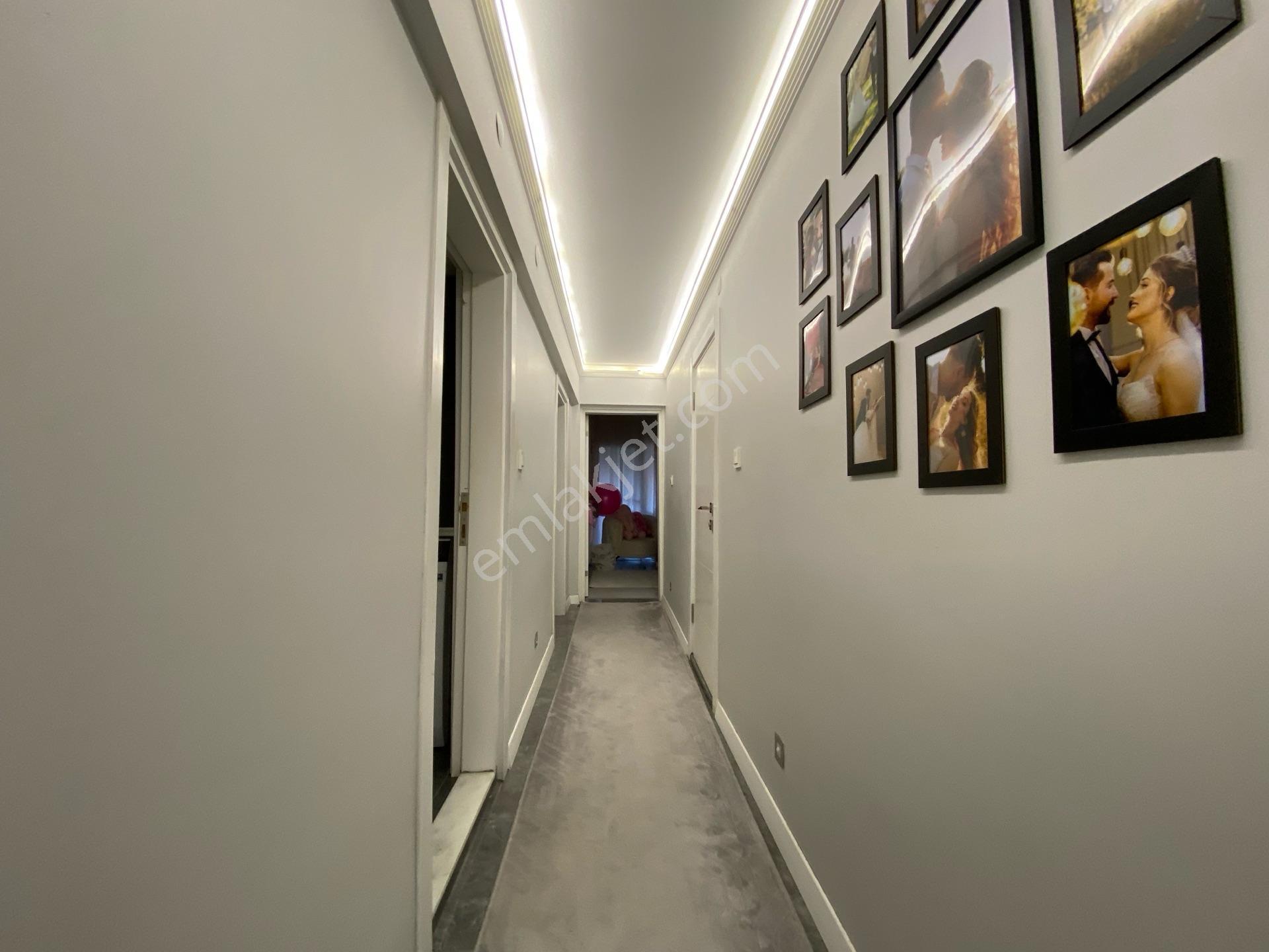 Akalından Geniş 2+1 Metro Yakını Satılık Full Bakımlı Daire — fotoğraf 13