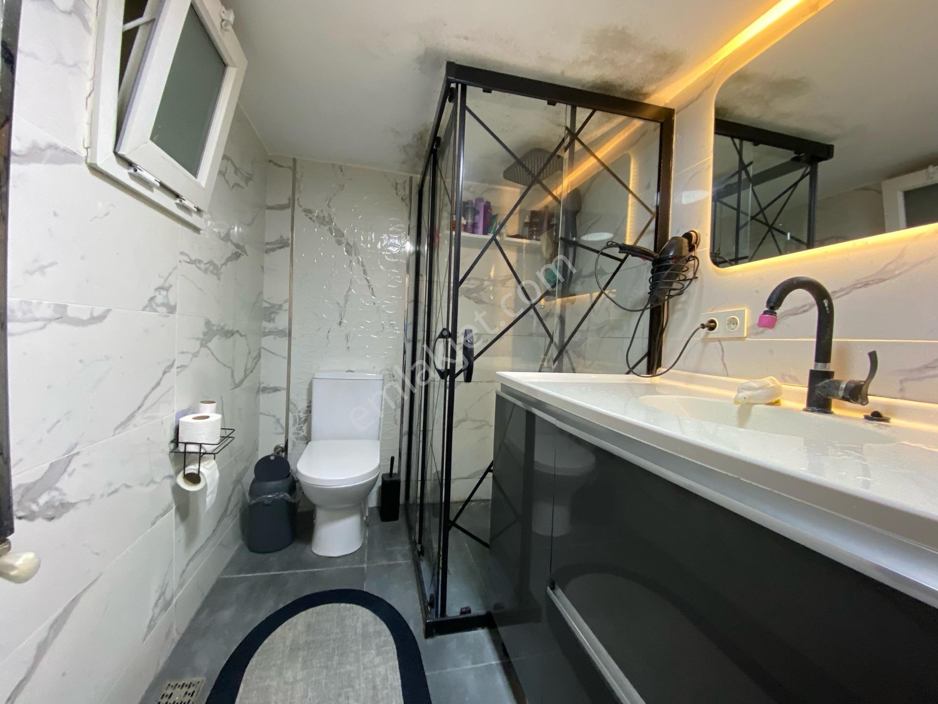 Akalından Geniş 2+1 Metro Yakını Satılık Full Bakımlı Daire — fotoğraf 19