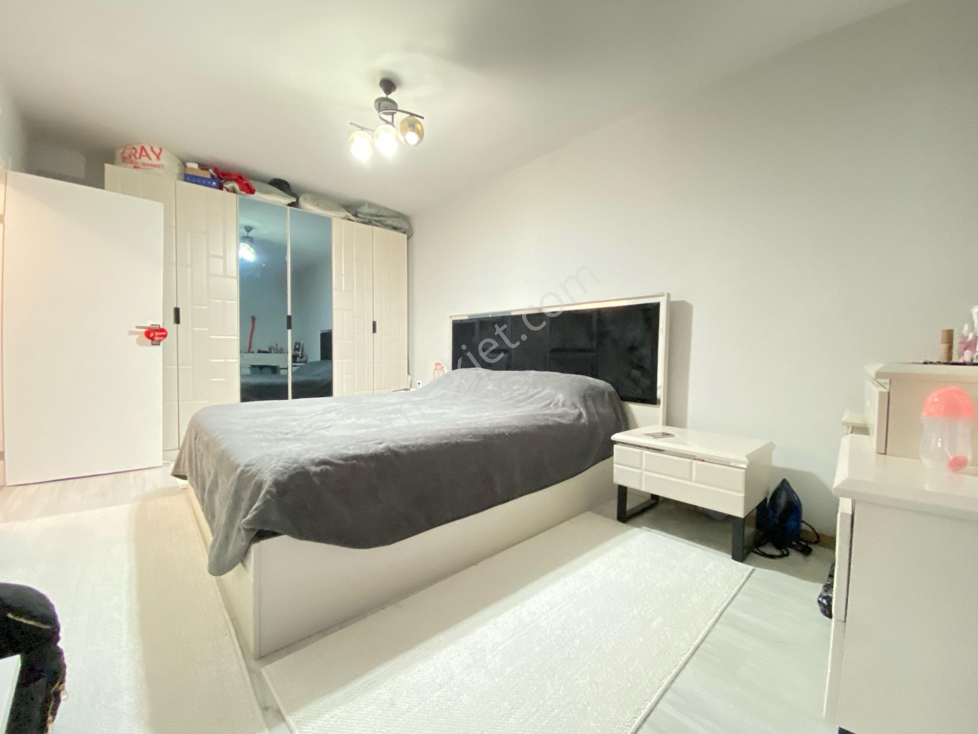 Akalından Geniş 2+1 Metro Yakını Satılık Full Bakımlı Daire — fotoğraf 21