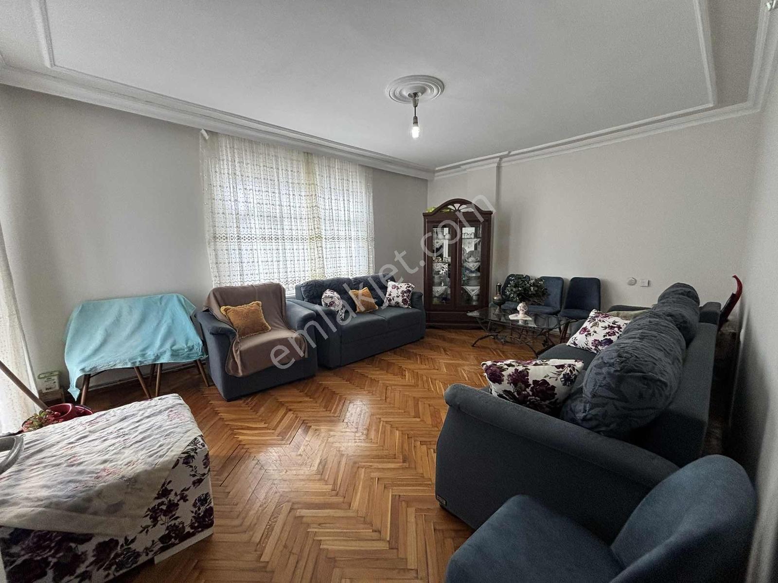 Önlü'den Atatürk Mah'da 3+1 125m2 Metroya 200m Tek Daire Üzeri — fotoğraf 2