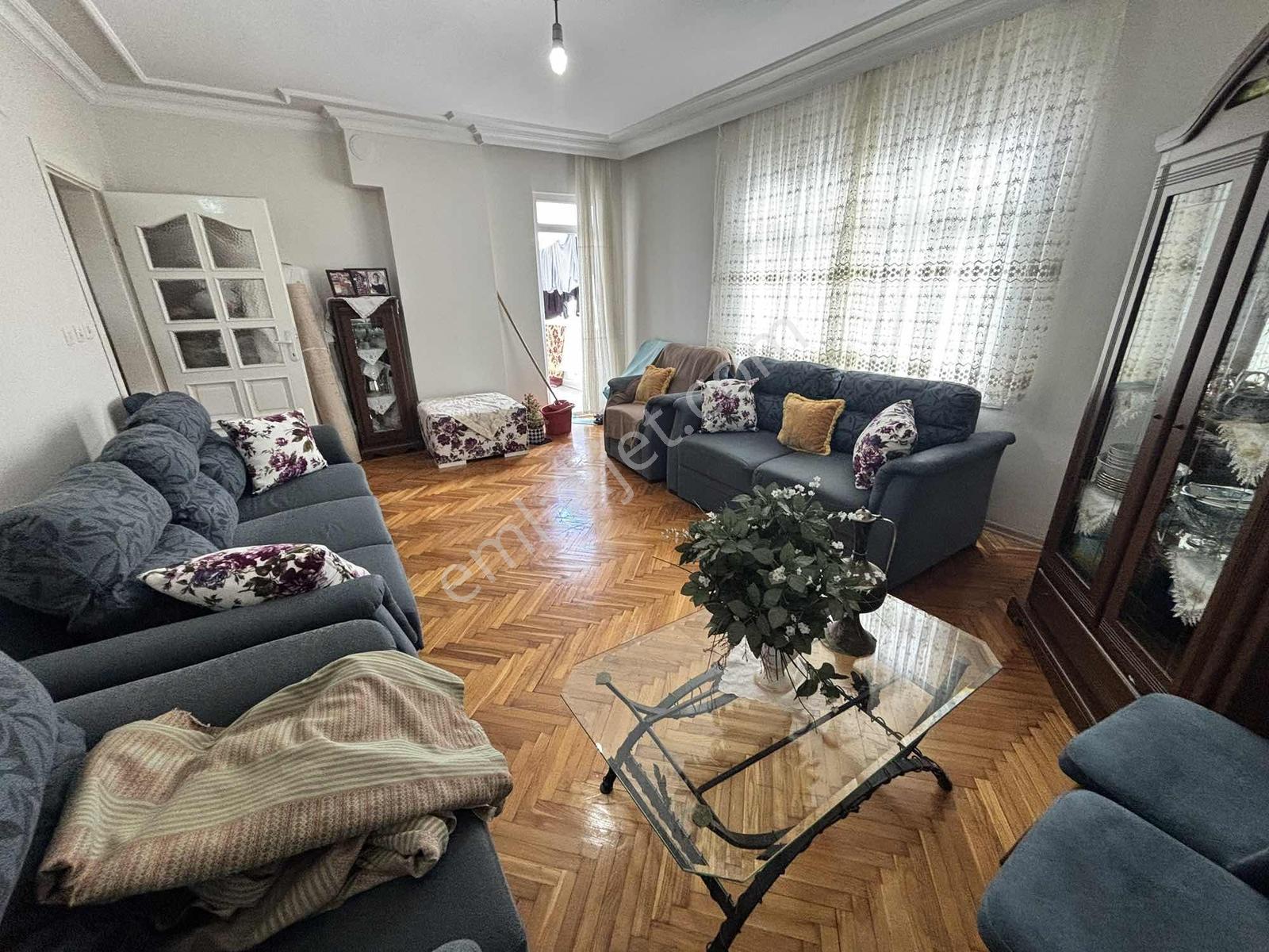 Önlü'den Atatürk Mah'da 3+1 125m2 Metroya 200m Tek Daire Üzeri — fotoğraf 4