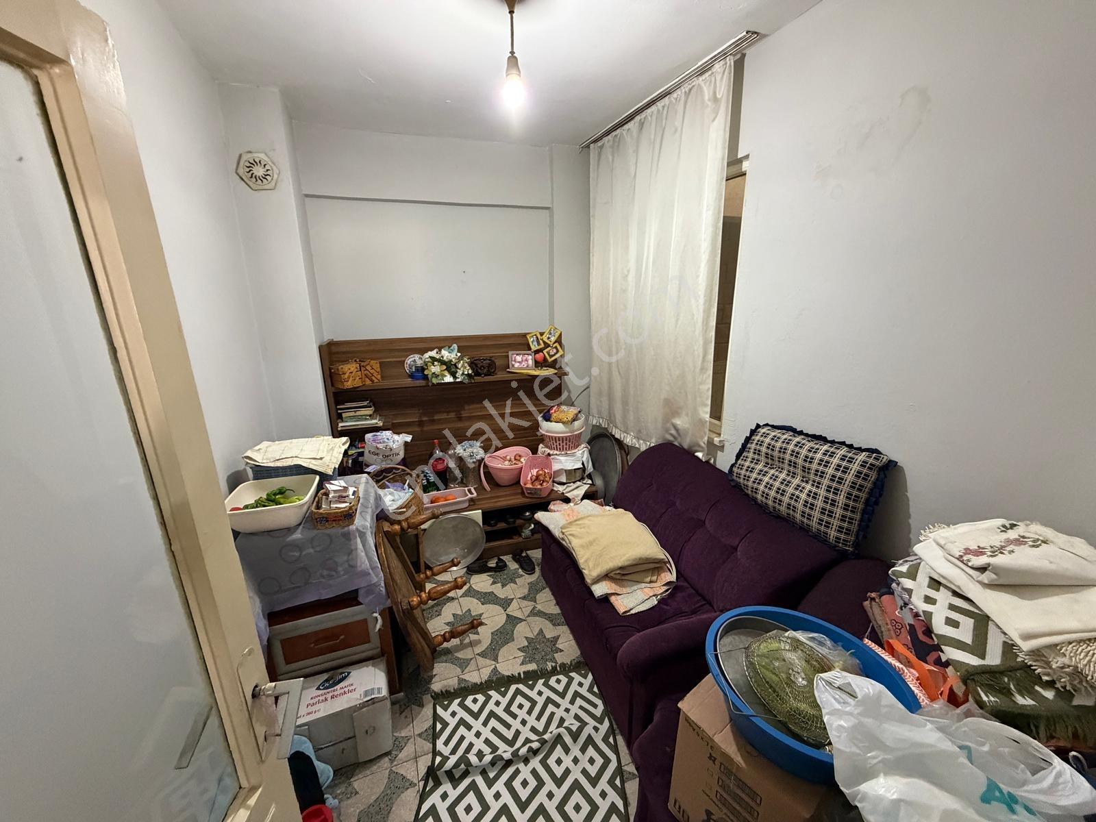 Konut Emlaktan Aydın Nazilli Şehir Merkezinde Satılık 3+1 Dair — fotoğraf 9