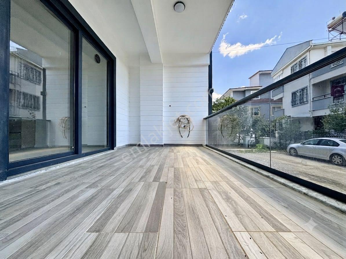 ꧁ay Emlaktan꧂akçay Güre Arasında Muhteşem Konumlu Bahçe Kullanımlı 2+1 Lüks Daire — fotoğraf 12