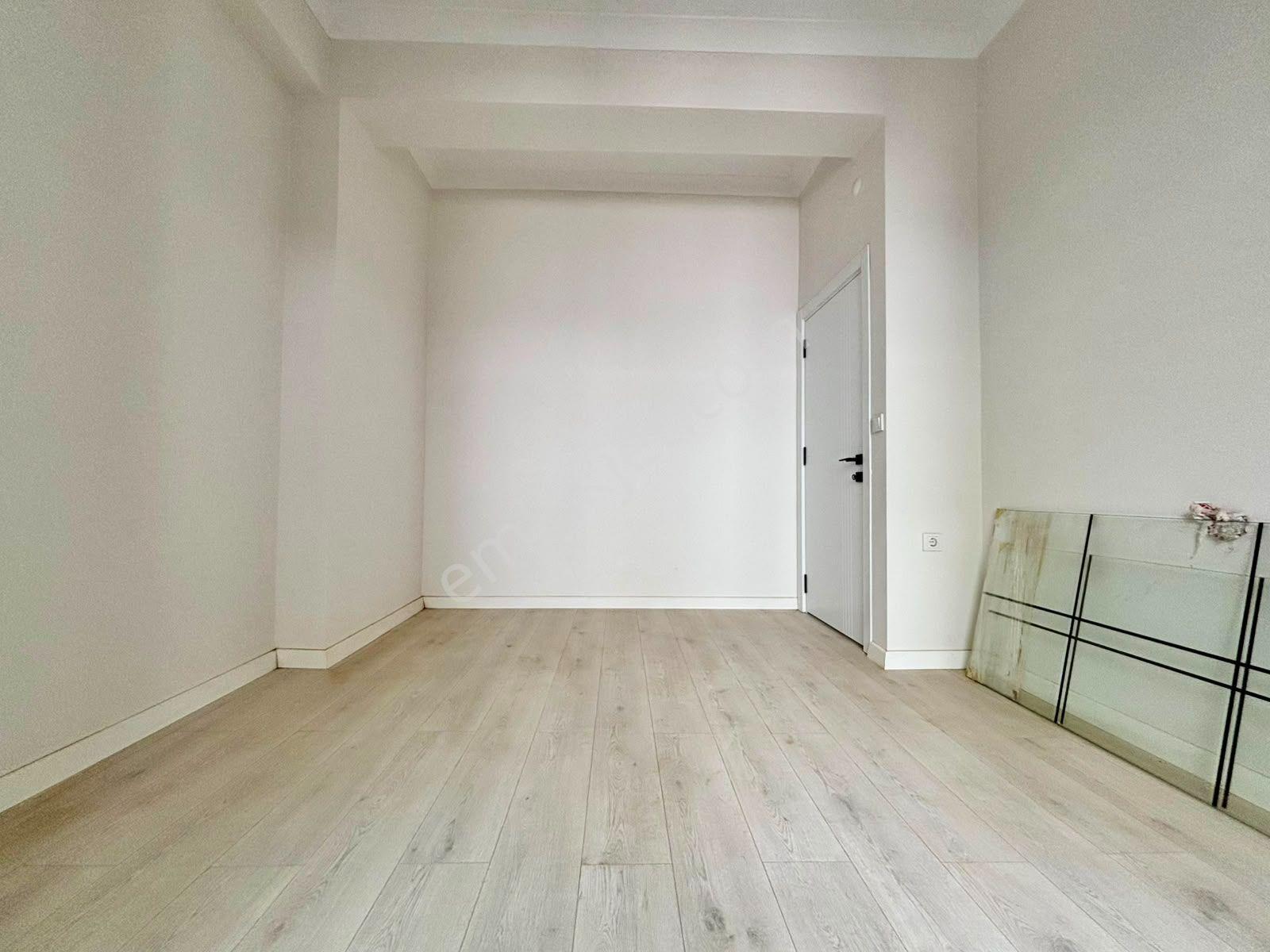 ꧁ay Emlaktan꧂akçay Güre Arasında Muhteşem Konumlu Bahçe Kullanımlı 2+1 Lüks Daire — fotoğraf 18