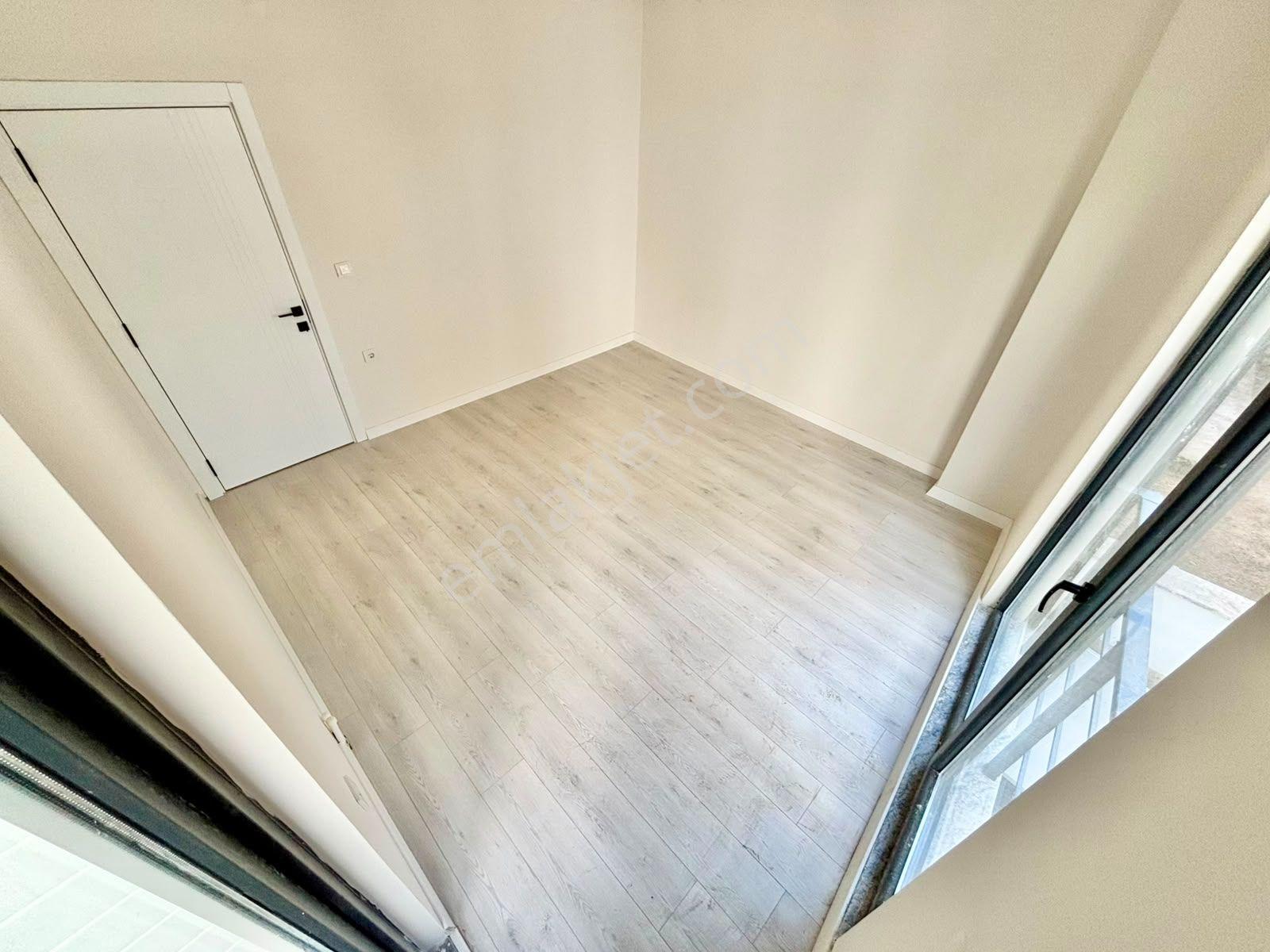 ꧁ay Emlaktan꧂akçay Güre Arasında Muhteşem Konumlu Bahçe Kullanımlı 2+1 Lüks Daire — fotoğraf 21