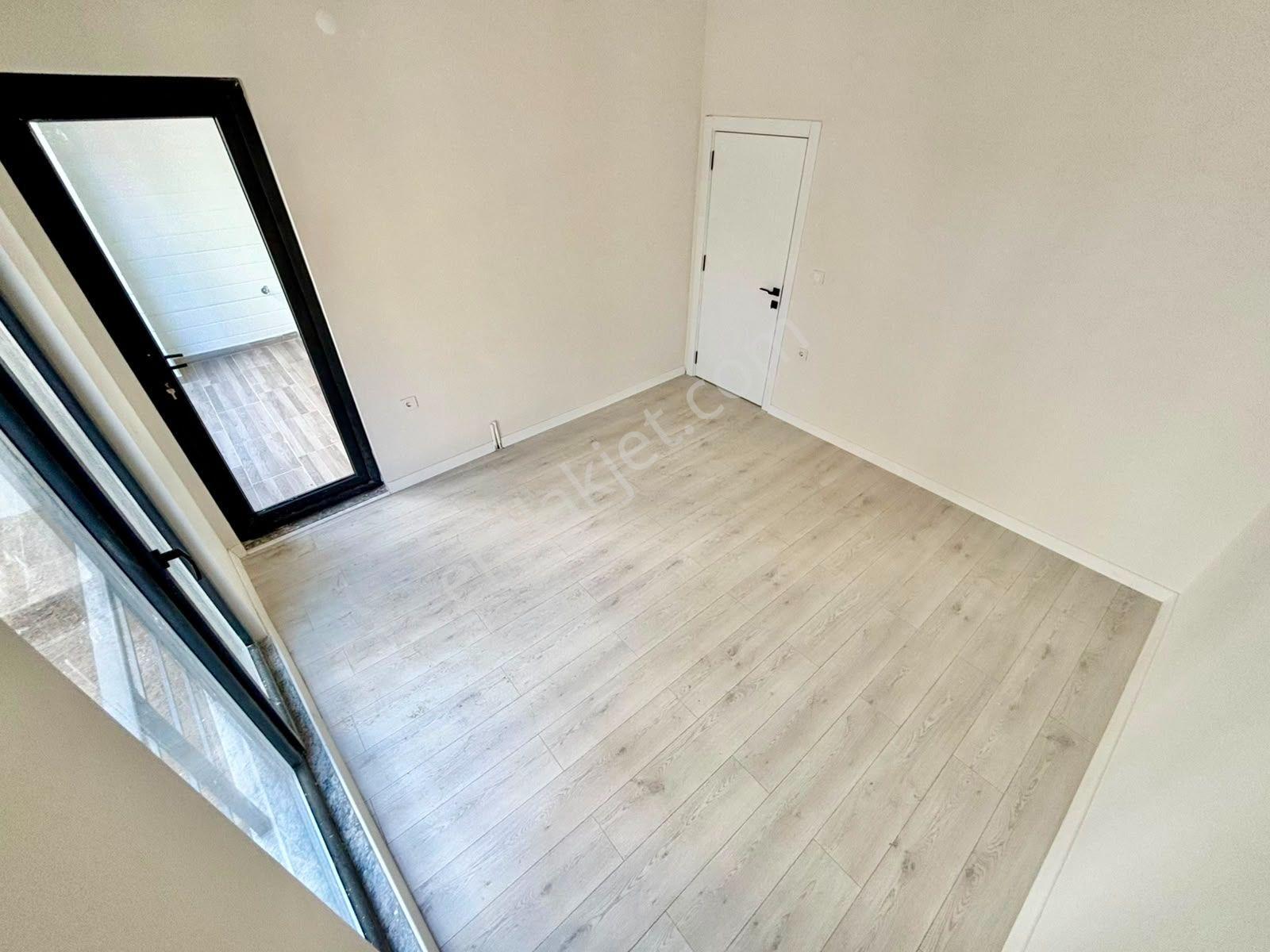 ꧁ay Emlaktan꧂akçay Güre Arasında Muhteşem Konumlu Bahçe Kullanımlı 2+1 Lüks Daire — fotoğraf 22