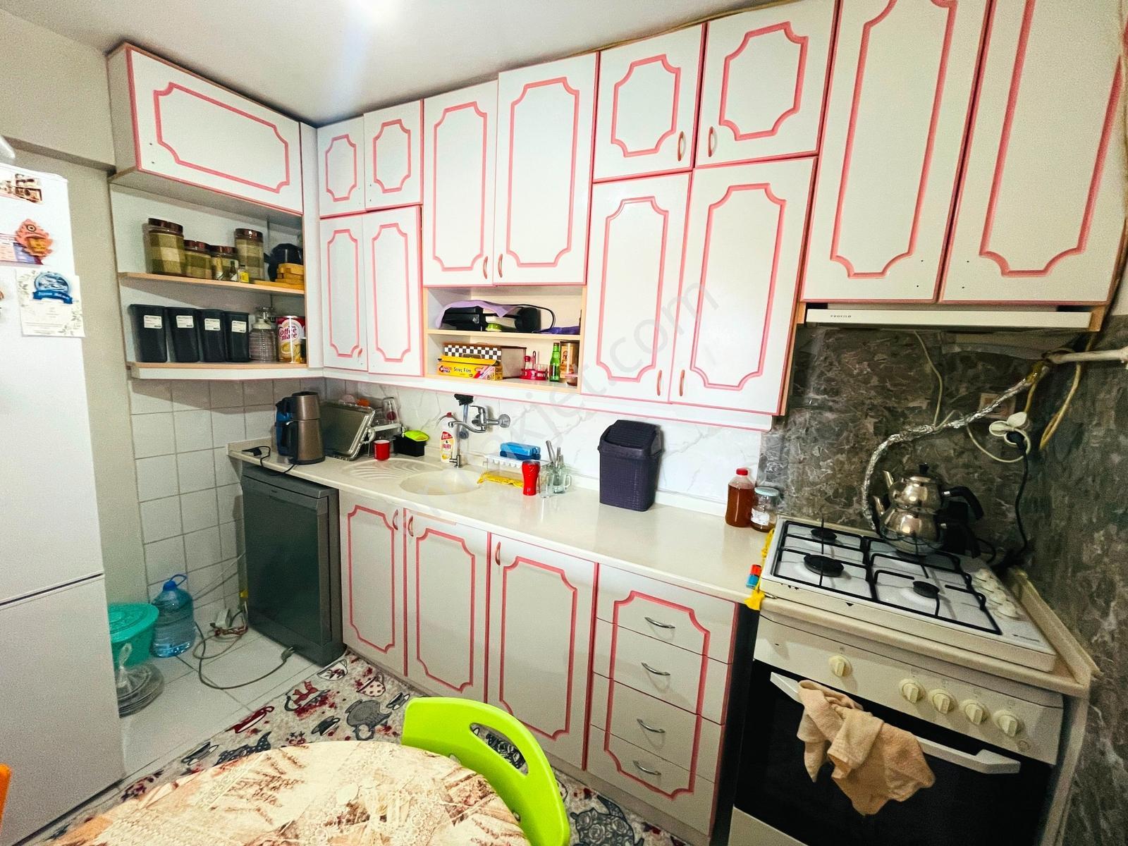 Özkan'dan Merkezi Konumda Ara-kat 110 M² 2+1 Satılık Daire — fotoğraf 12