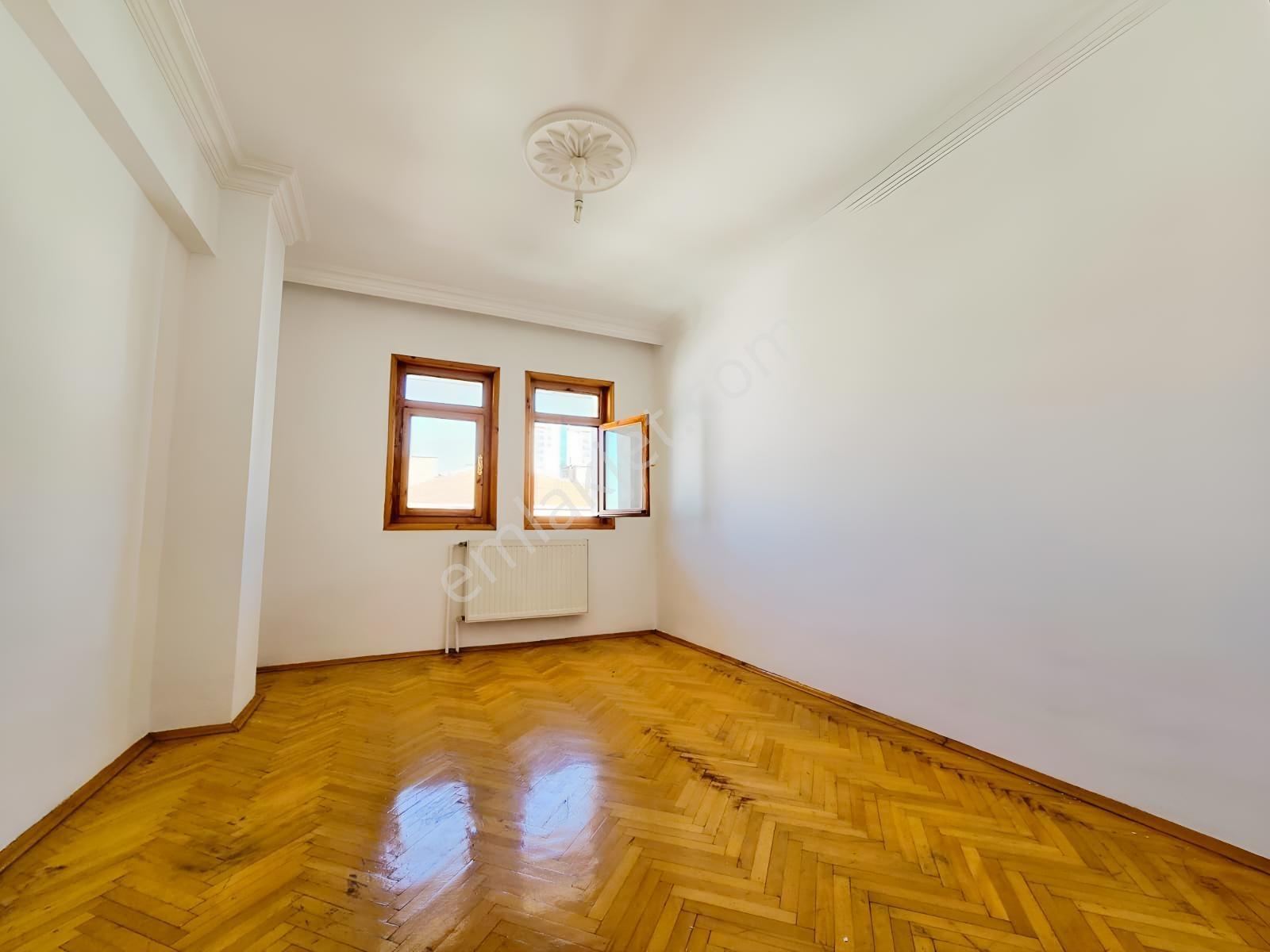 Çankaya Öveçler'de 330m² Dubleks 6+1,otoparklı Ve Boyalı Dubleks — fotoğraf 12