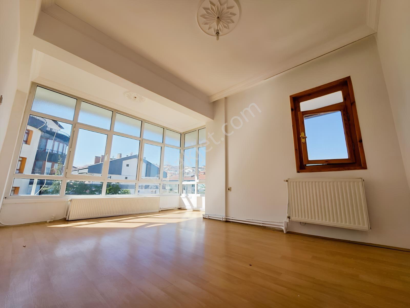 Çankaya Öveçler'de 330m² Dubleks 6+1,otoparklı Ve Boyalı Dubleks — fotoğraf 16