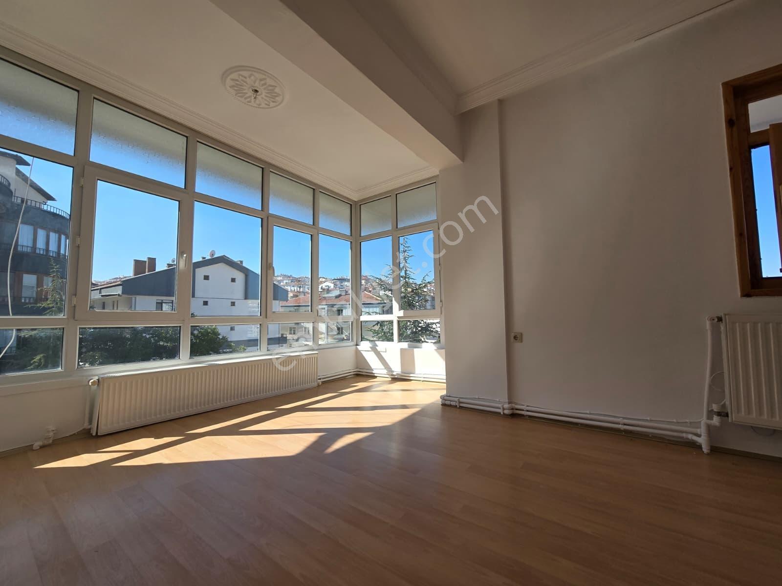 Çankaya Öveçler'de 330m² Dubleks 6+1,otoparklı Ve Boyalı Dubleks — fotoğraf 17