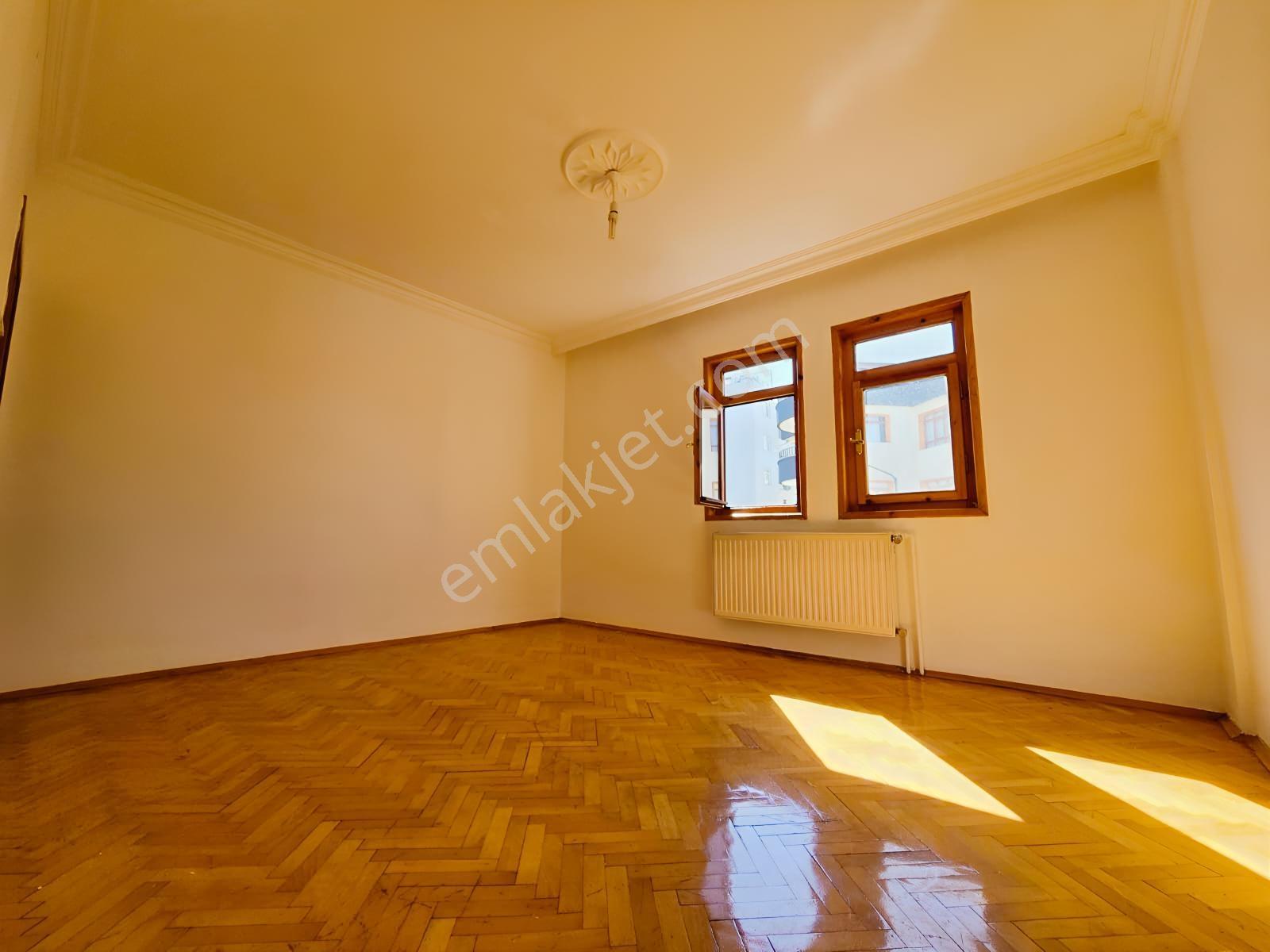 Çankaya Öveçler'de 330m² Dubleks 6+1,otoparklı Ve Boyalı Dubleks — fotoğraf 22